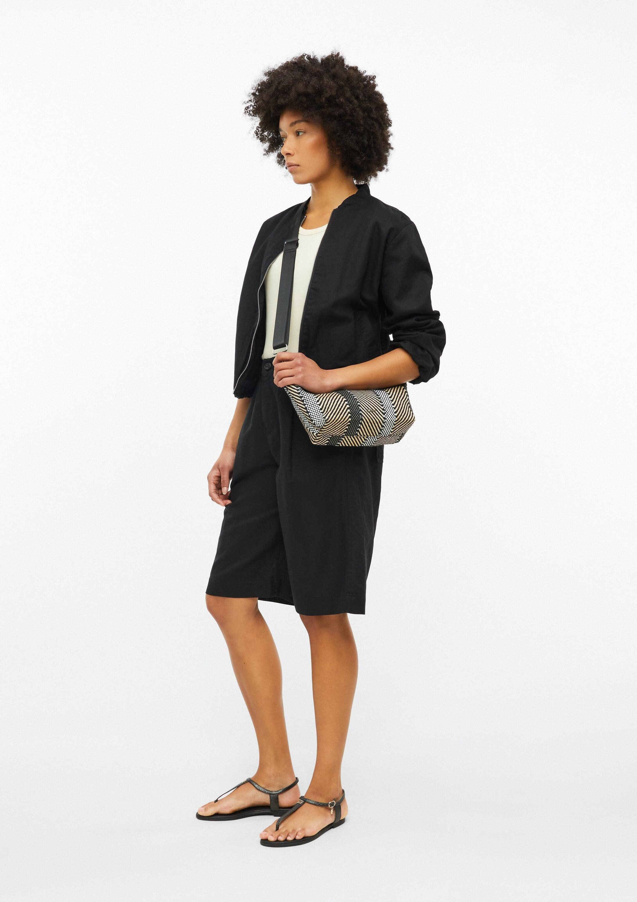 s.Oliver Umhängetasche Tasche, Gestreifte Crossbody-Bag mit abnehmbarem Gurt