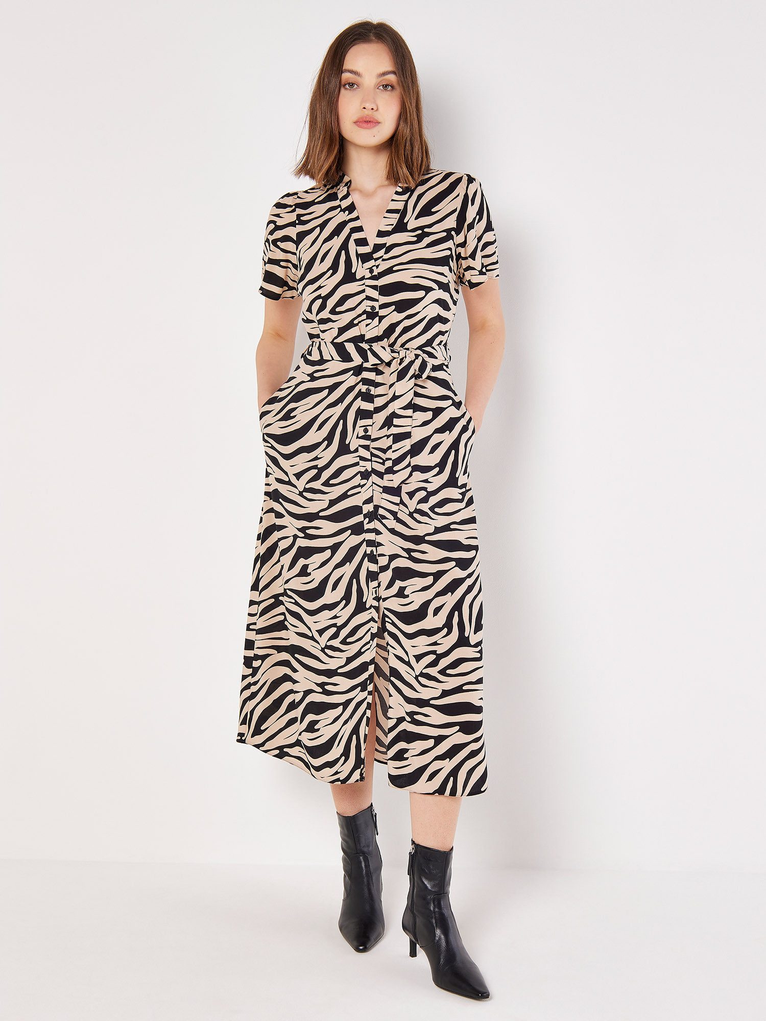 Apricot Midikleid Zebramuster Hemdblusenkleid, (2-tlg., Stoffgürtel) günstig online kaufen