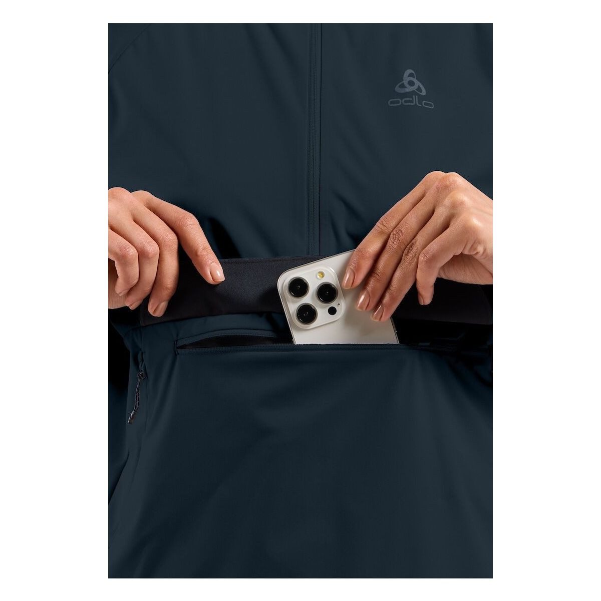 Odlo Skijacke Zeroweight Pro Windproof Anorak Winddichter und wasserfester Anorak für Damen, ideal für urbane