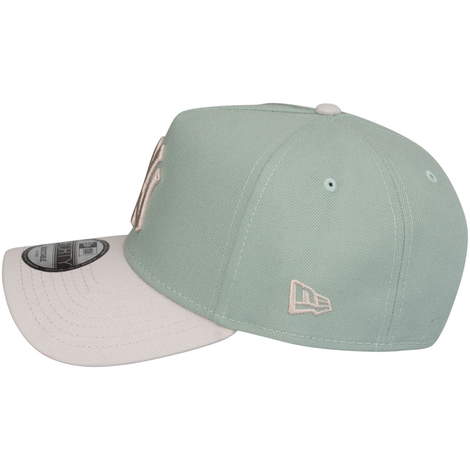 New Era Trucker Cap 9Forty AFrame New York Yankees everest