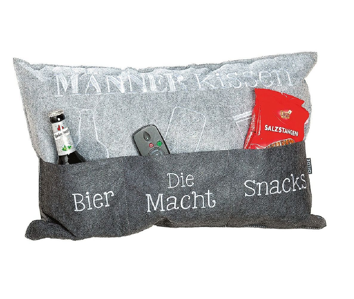 GILDE Dekokissen Männerkissen 45519 – „Bier, die Macht & Snacks“ – Grau – 60 × 39 cm