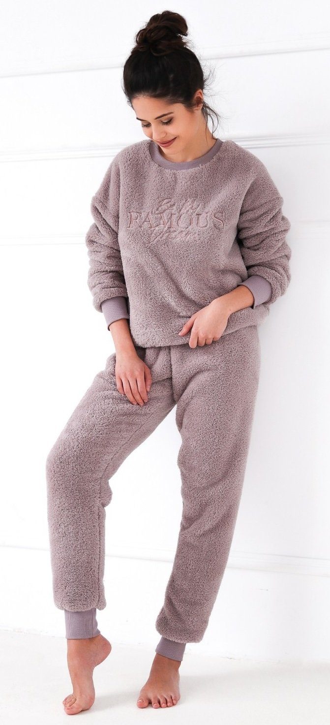 Sensis Loungeanzug Pyjama kuschlig, warm Stickerei und dezente