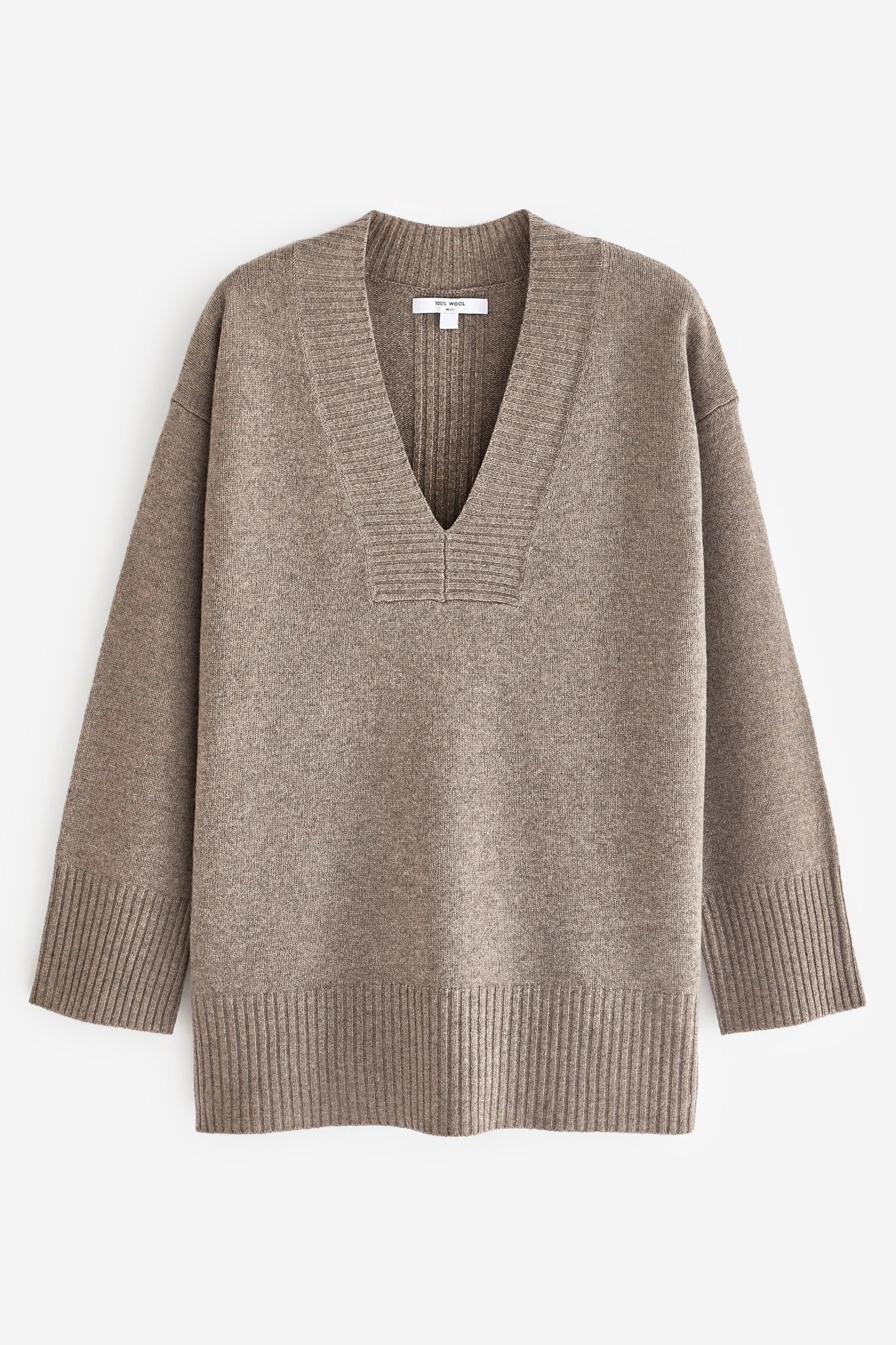 Next V-Ausschnitt-Pullover Premium-Pullover mit V-Ausschnitt 100 % Wolle (1-tlg) Mole Brown
