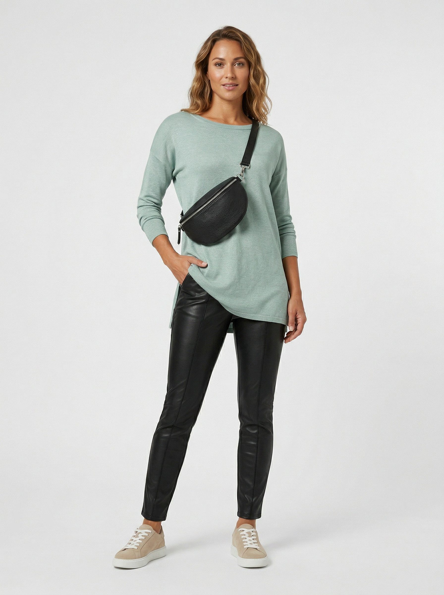Zum Outfit 12