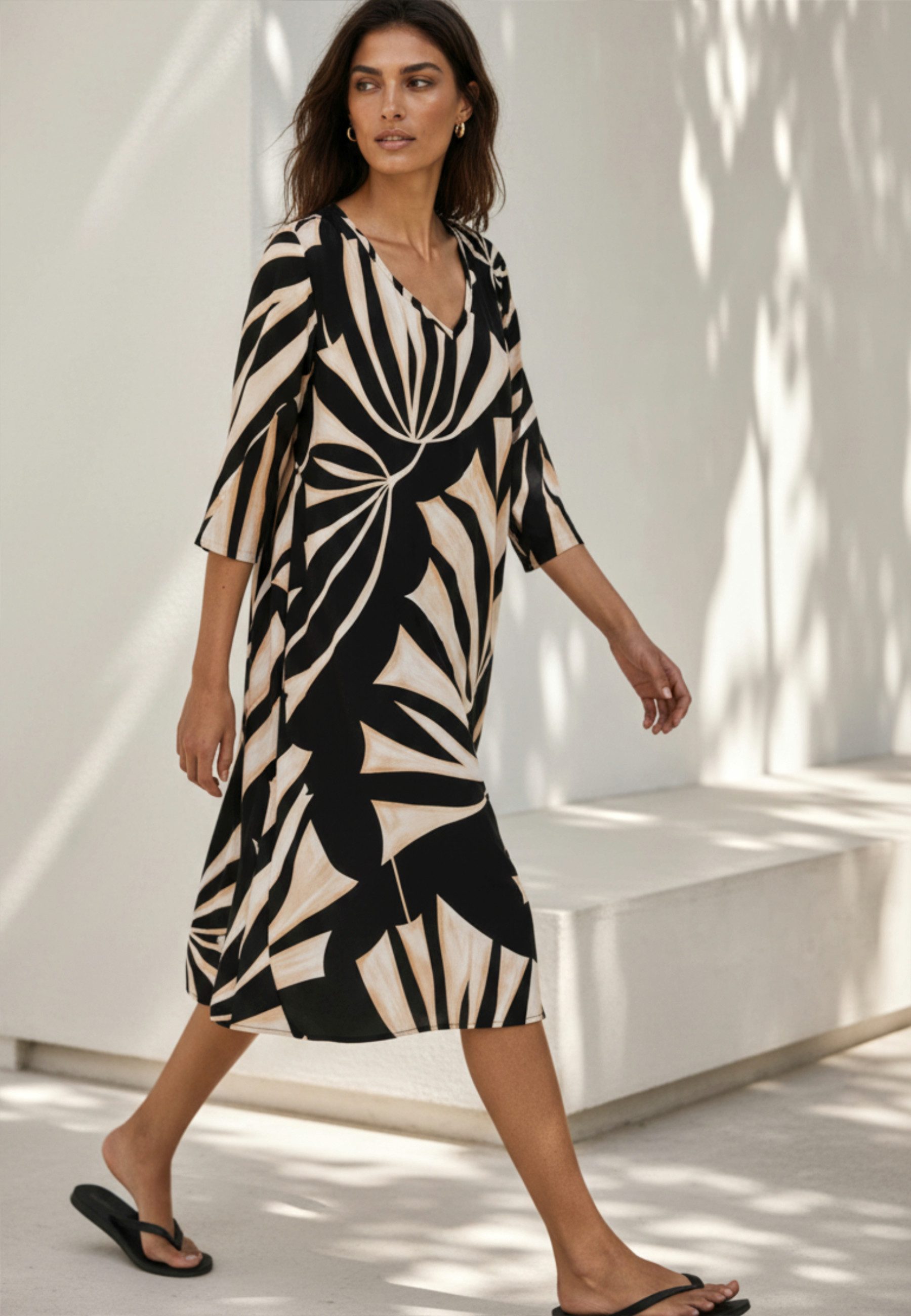 Andijamo-Fashion Sommerkleid PALM BREEZE MIDI KLEID Allover Print