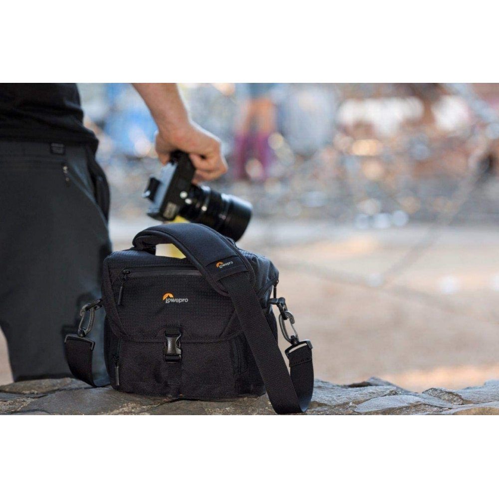Lowepro Kameratasche Nova 140 AW II - Kameratasche - schwarz