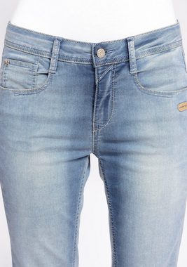 GANG Relax-fit-Jeans 94Amelie in cooler Used Waschung