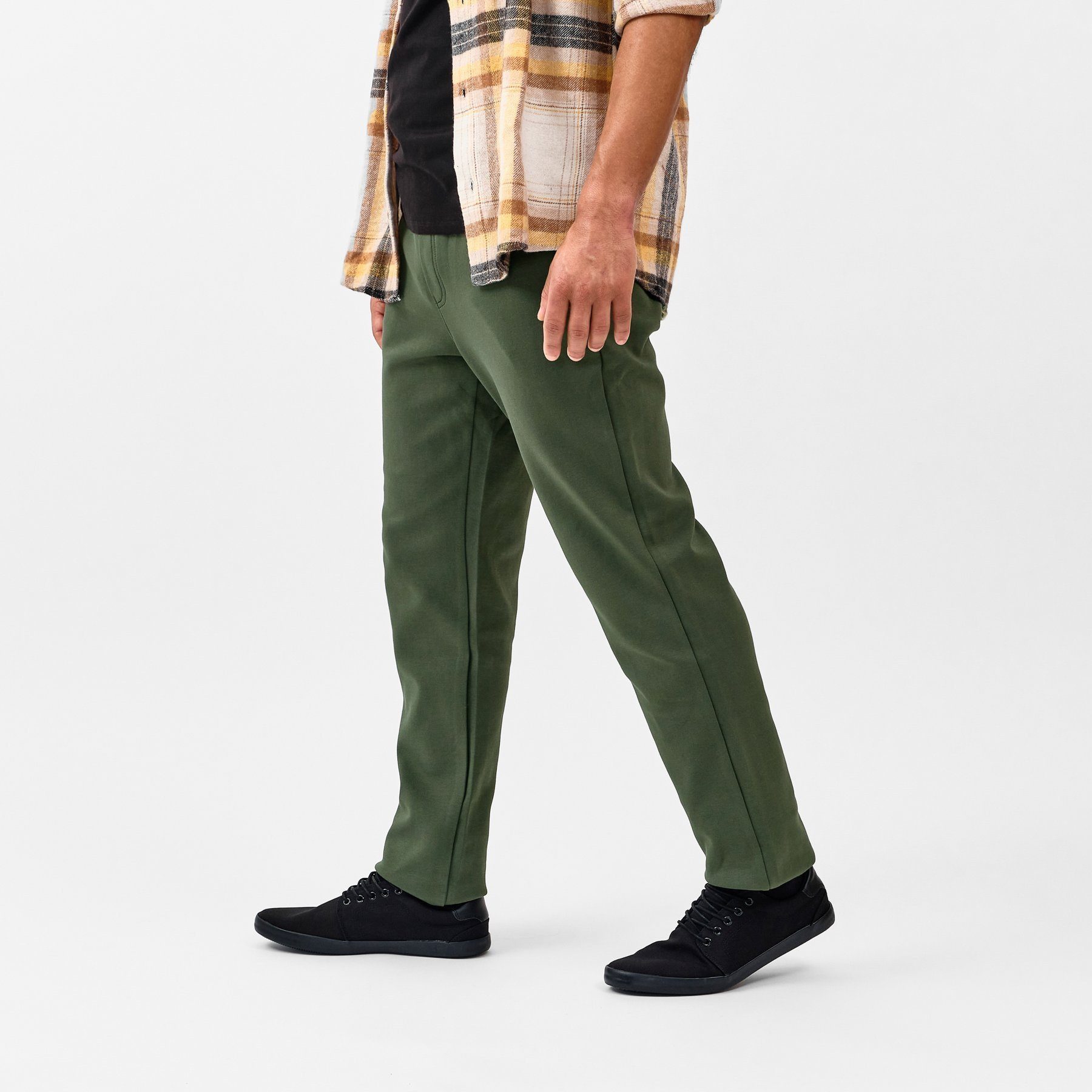 Papas Shorts Relaxhose Schicke und bequeme Freizeithose Jogginghose Jogger für den Alltag aus Baumwolle mit sicheren Reißverschlusstaschen