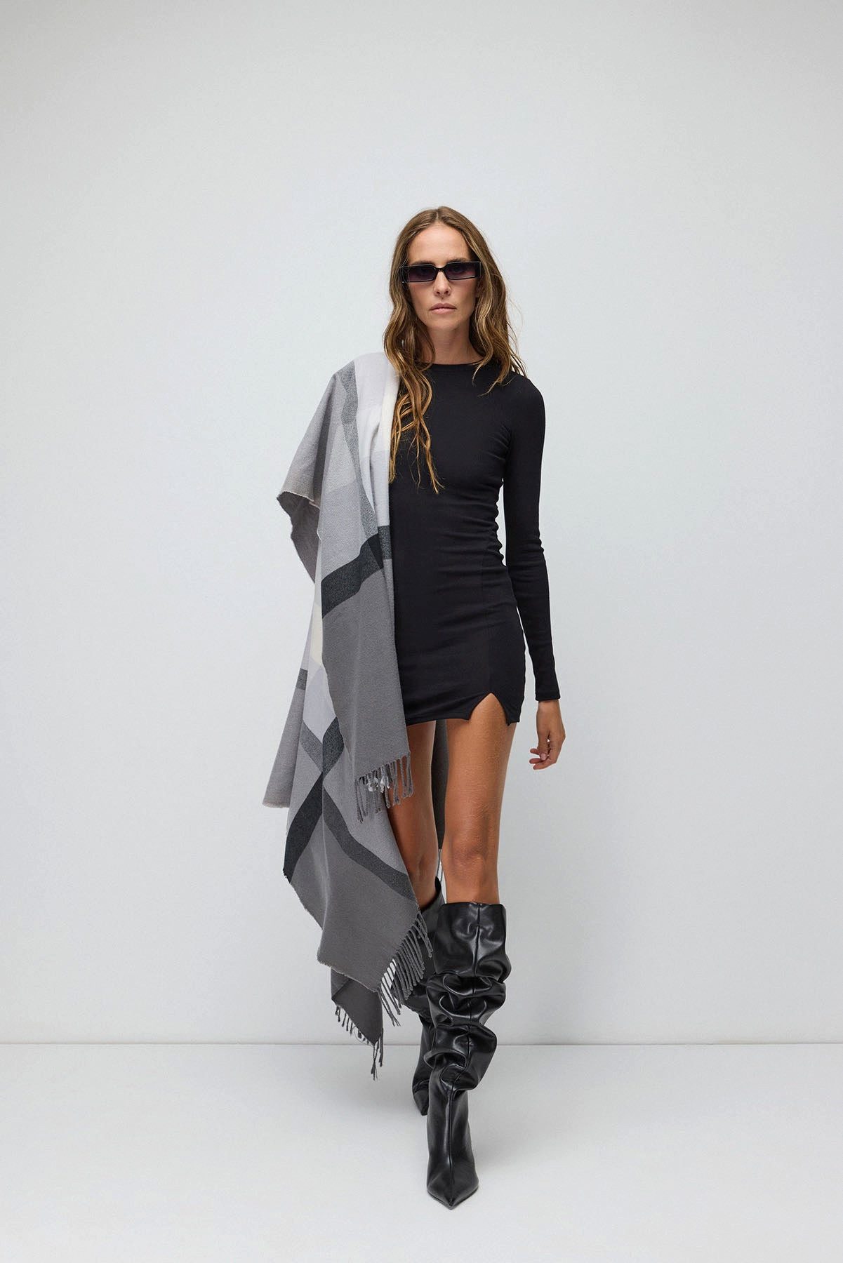 No Matter What Minikleid Schlitz Minikleid günstig online kaufen