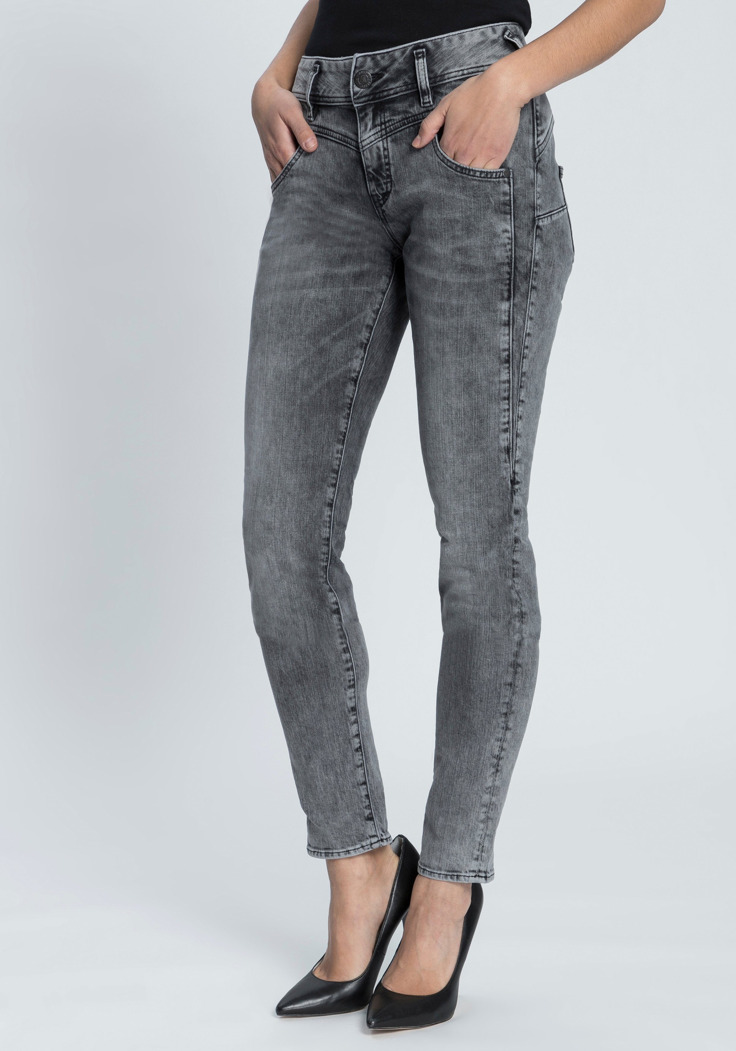 Herrlicher Slim-fit-Jeans COSY SLIM Shaping-Wirkung durch eingearbeiteten Keileinsatz