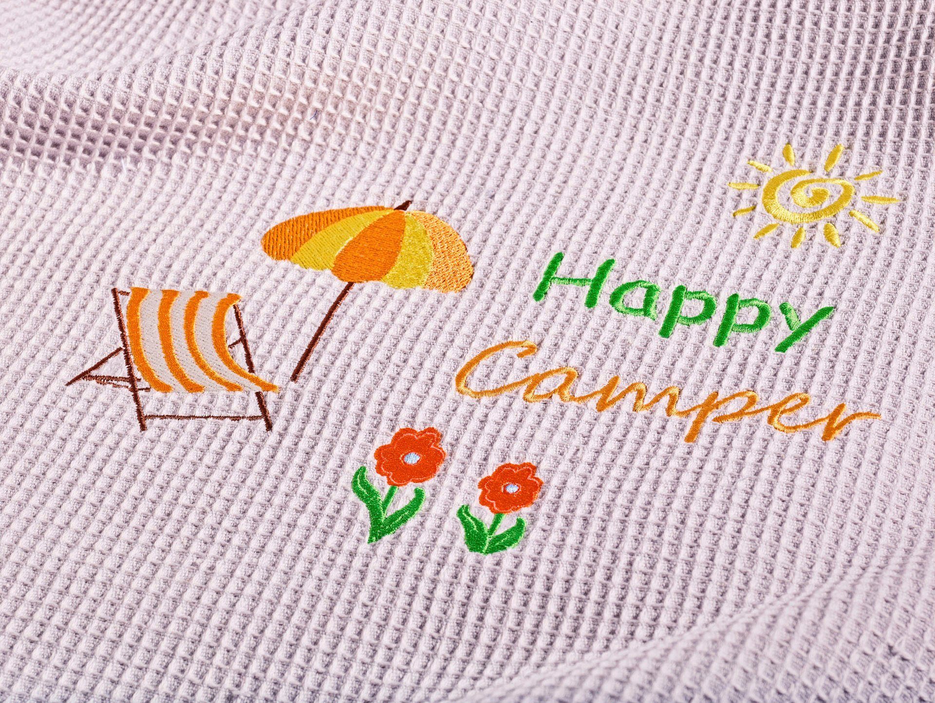Wohndecke Happy Camper, Kneer, geketteltem Baumwolle, Schriftzug Zierstich, platinfarben