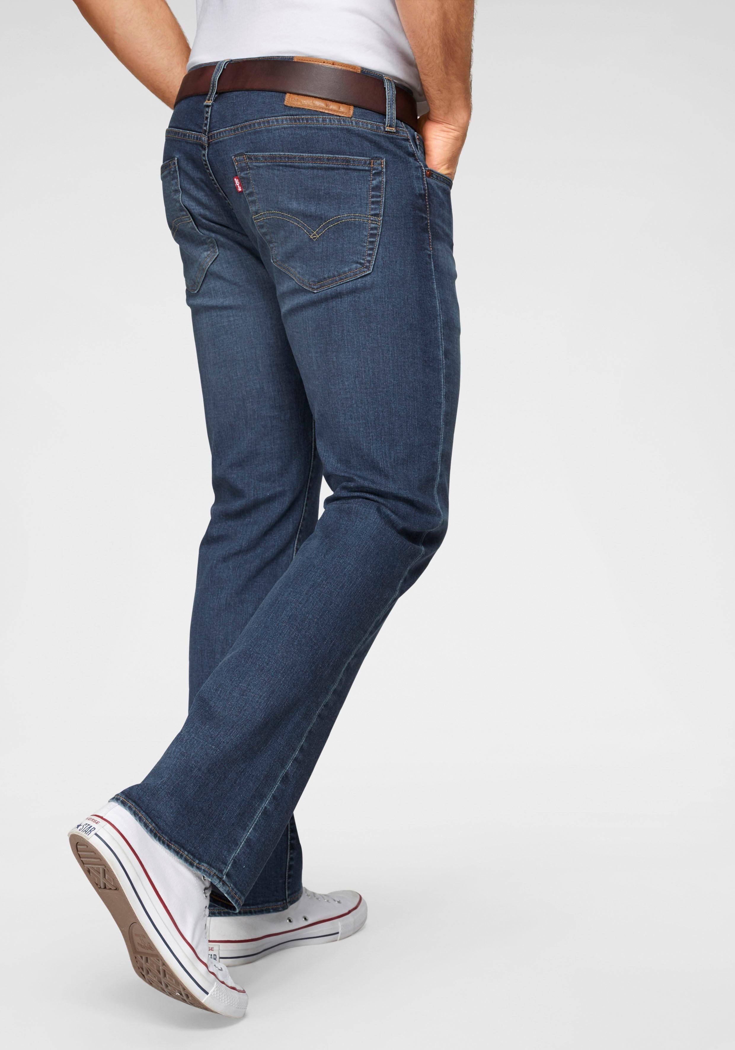 Levi's® Bootcut-Jeans »527™«, Jeans mit coolem, maskulinem Look online  kaufen | OTTO