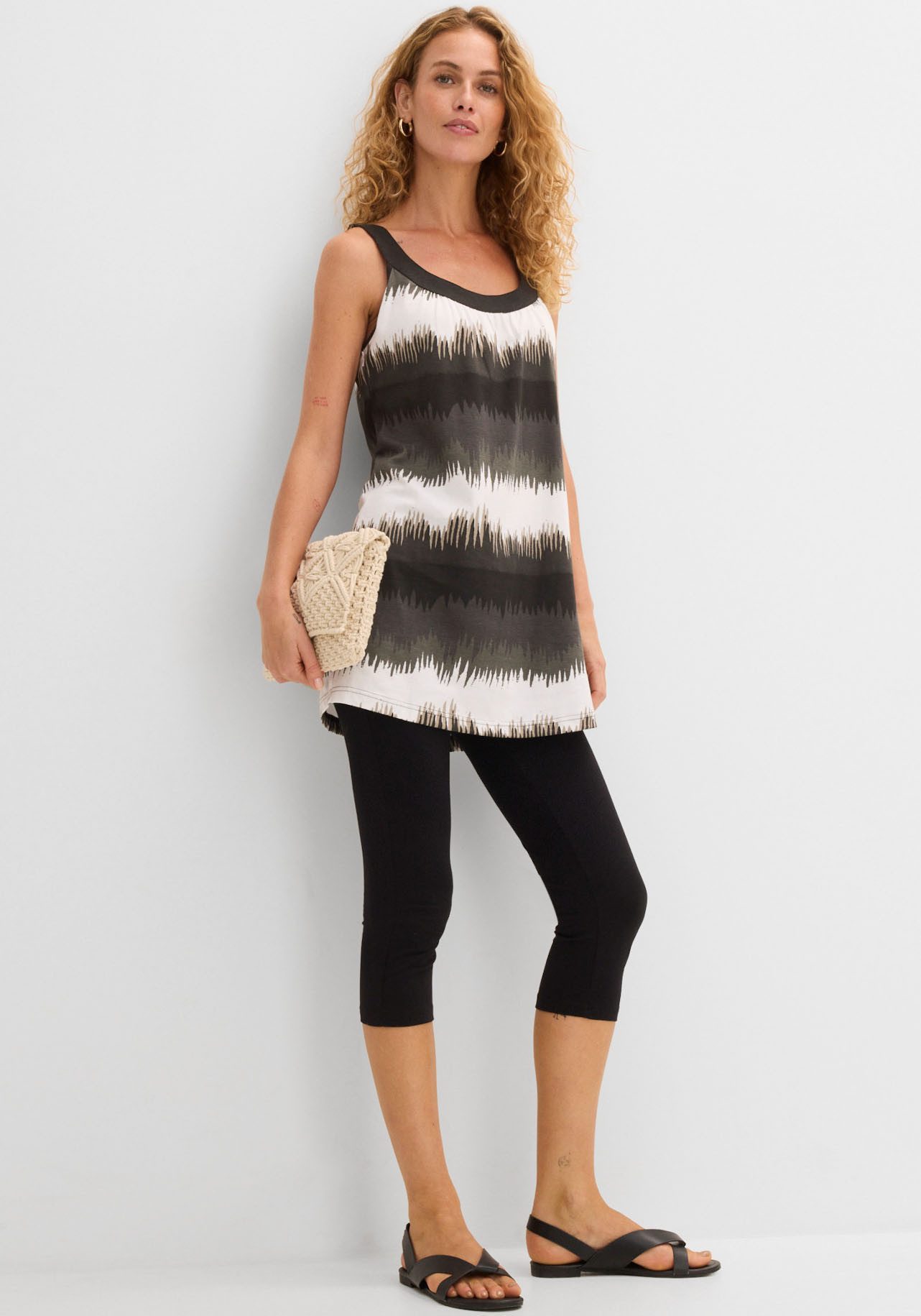 bonprix Jerseykleid (Set, 2-tlg) mit Capri-Leggings in 3/4-Länge