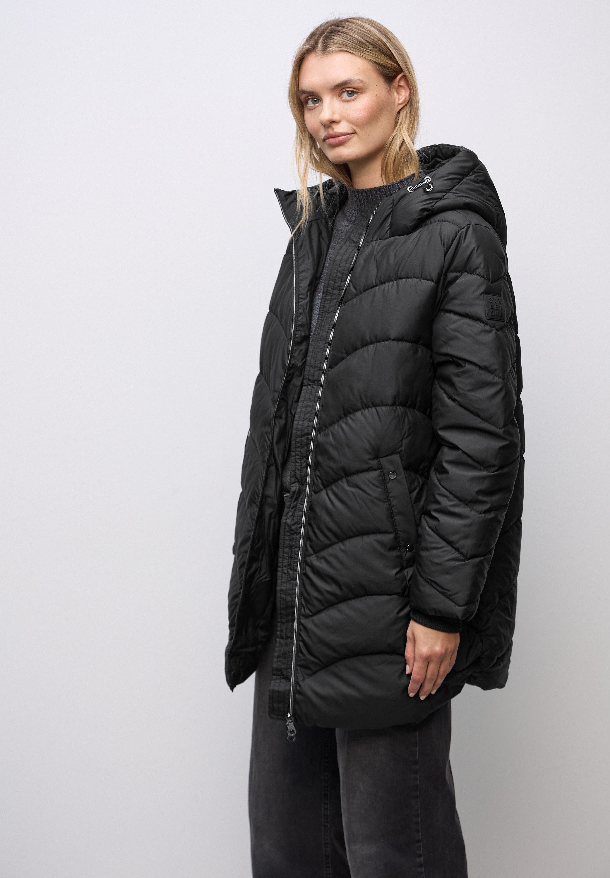 STREET ONE Steppjacke mit Kapuze mit Tunnelzugband