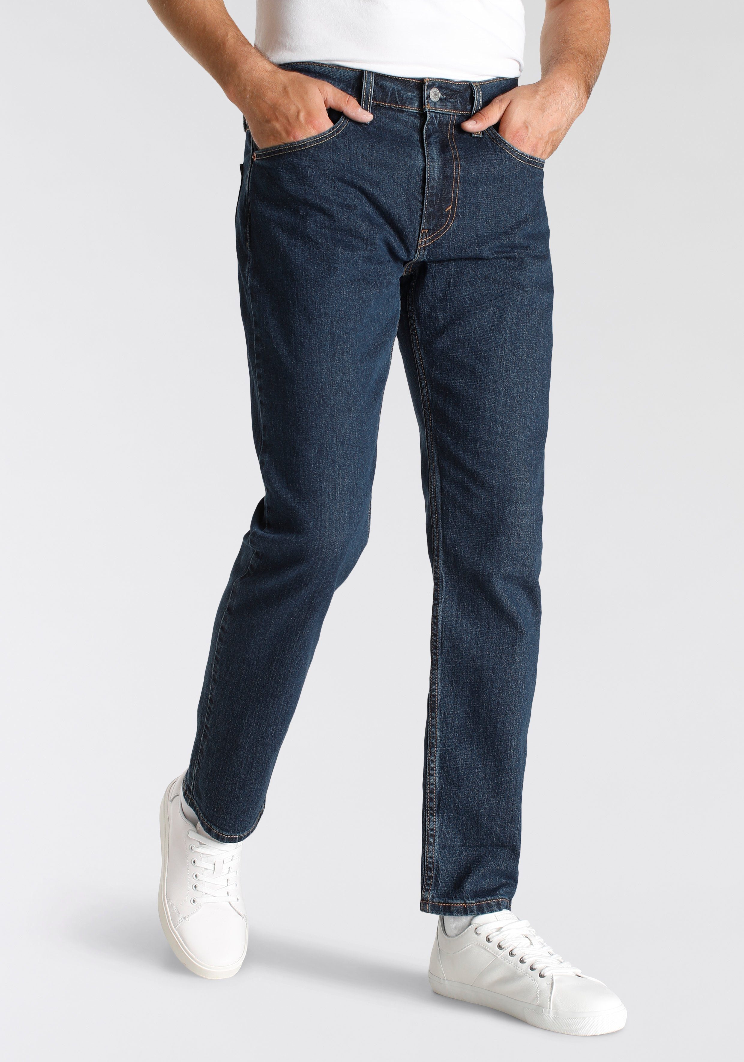Levi's® Tapered-fit-Jeans 502 TAPER in elegantem, günstig online kaufen