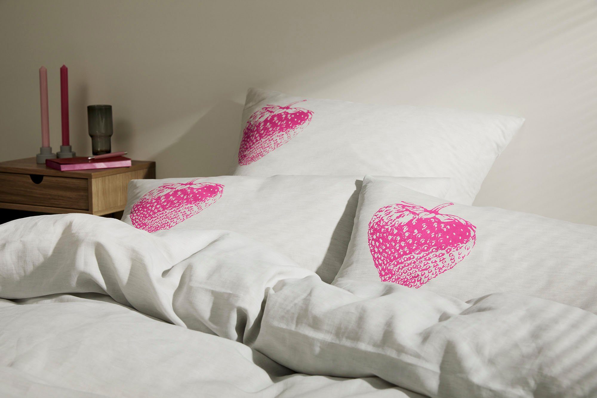 Elegante Bettwäsche Erdbeere, Halbleinen, 2 teilig, angenehmes Hautgefühl