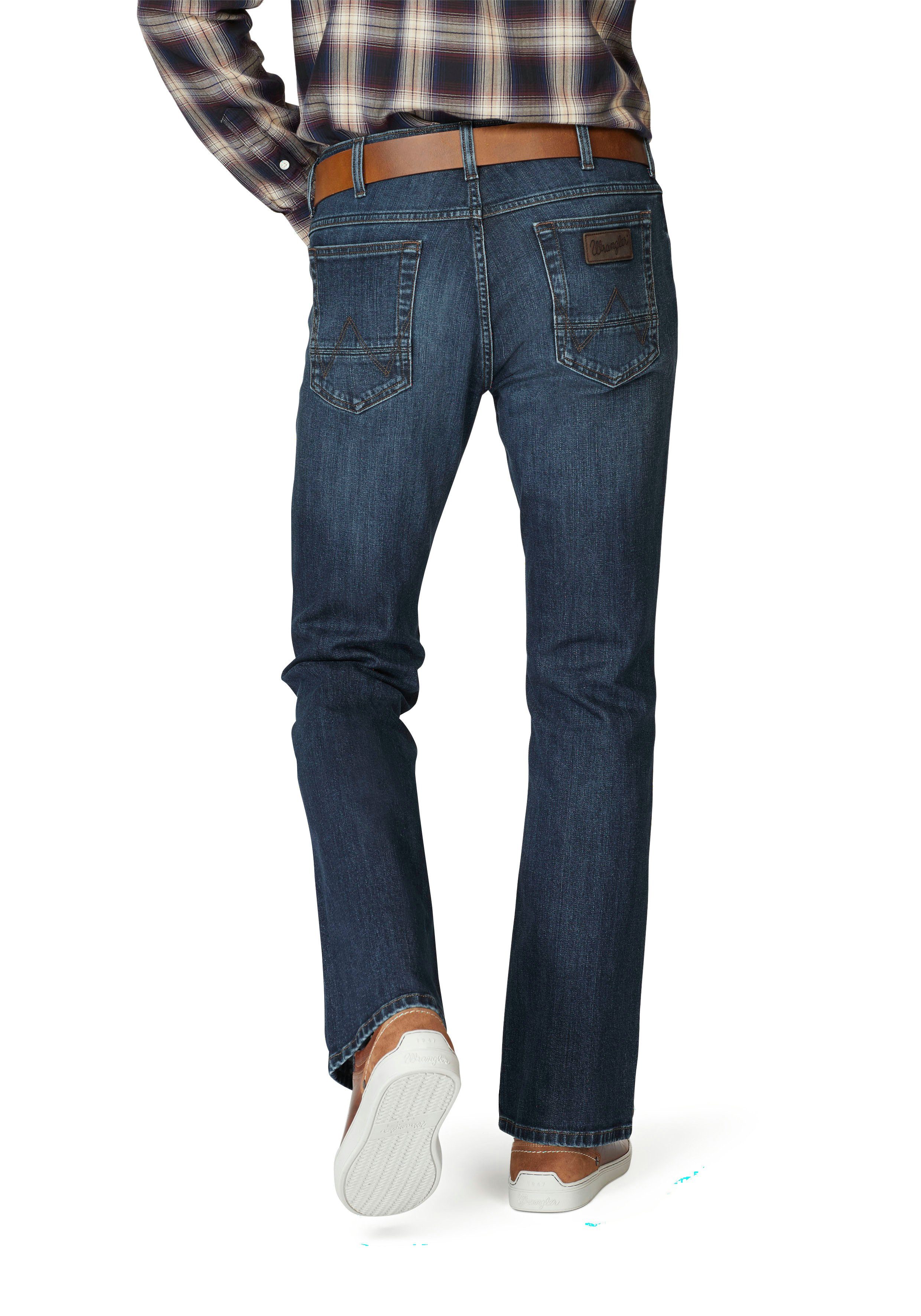 Wrangler Bootcut-Jeans »Jacksville« online kaufen | OTTO