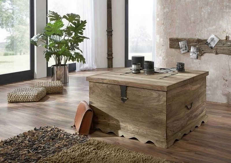 Massivmoebel24 Truhe LEEDS (Holztruhe, Holzkiste mit Deckel, Aufbewahrungstruhe für Stauraum aus Massivholz, Truhe im typischem Landhausstil mit einem großen Fach, in grau geölt 88x88x50 Sheesham montiert), Mexico-Stil;Landhaus-Stil;authentische Holzadern;aufwendige Schnitzereien und Verzierungen;detailreich und stilvoll;