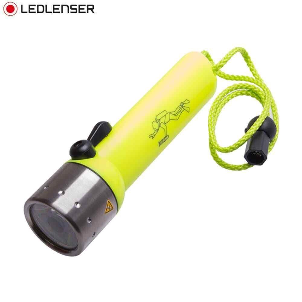Ledlenser LED Taschenlampe »D14.2 Taschenlampe Taucherlampe LED-Taschenlampe«  (Set, enthält Batterien, Gürteltasche), IPX8 Schutz auf unbestimmte Zeit  gegen eindringendes Wasser beim kompletten Eintauchen