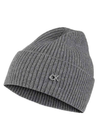 Calvin Klein Beanie RE-LOCK BEANIE mit Calvin Klein Metalllogo