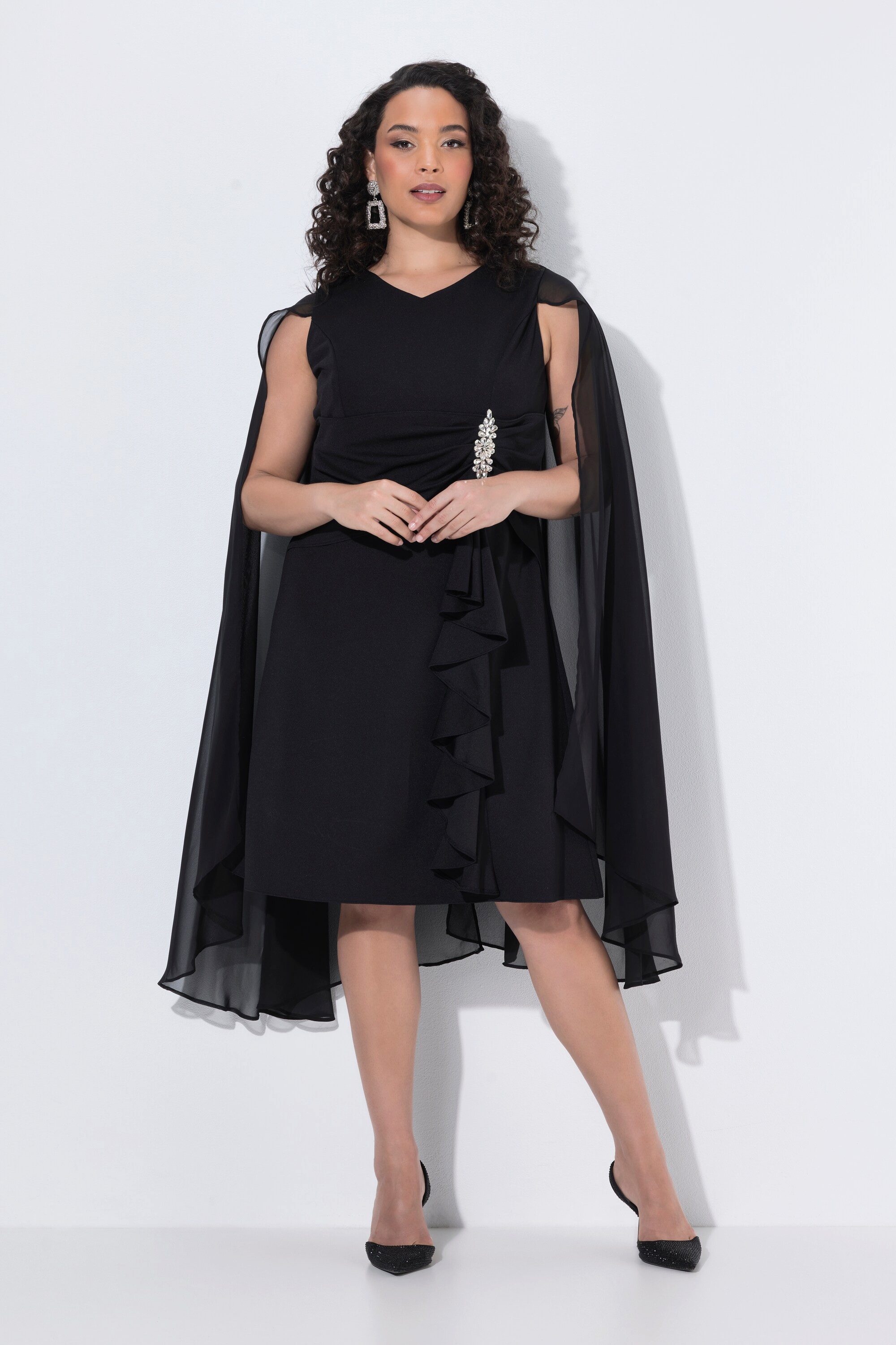 Ulla Popken Minikleid Kleid Chiffon-Cape A-Linie V-Ausschnitt ärmellos