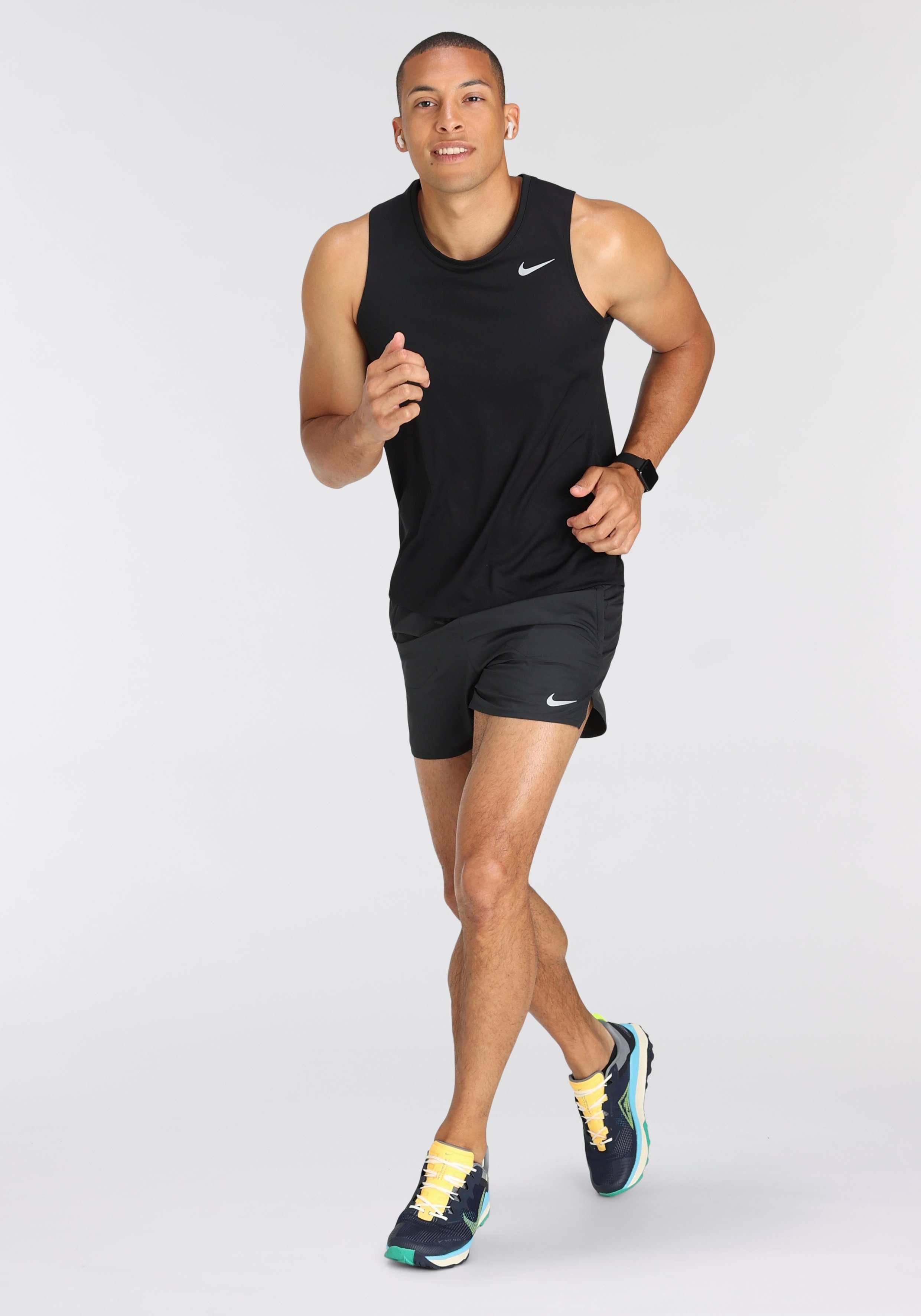Nike Laufshorts DRI-FIT STRIDE MENS 5" BRIEF-LINED