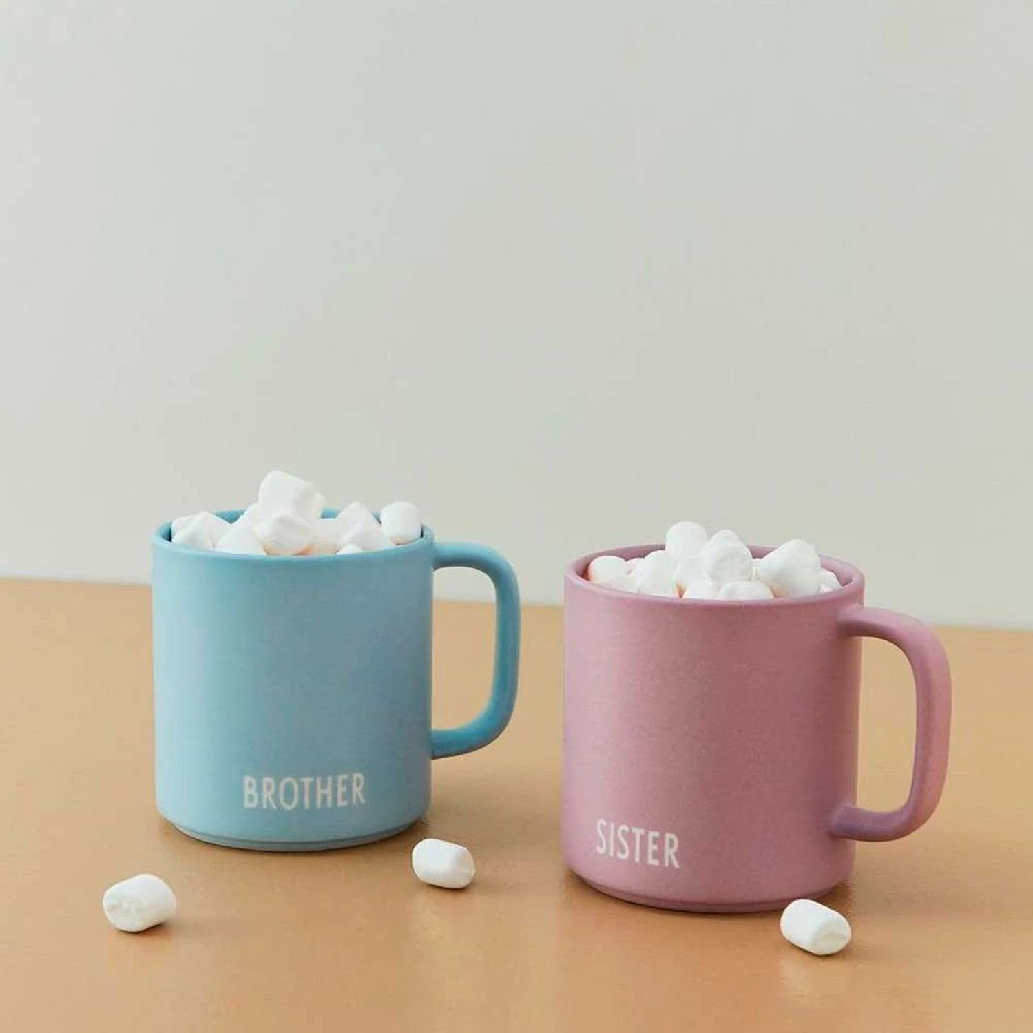 Design Letters Tasse Favourite Cup mit Henkel Brother, Porzellan