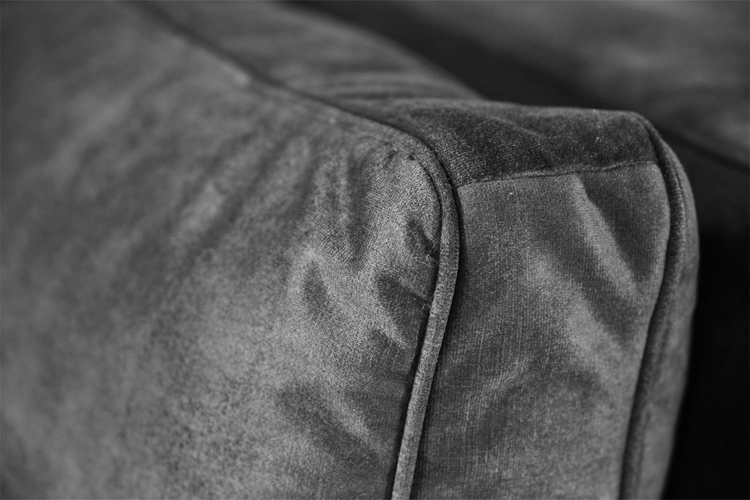 Farben Sofa JULIA, mit Velvet, grau od. KAWOLA Schlafsofa versch. Ablage, Armlehne ohne 3-Sitzer