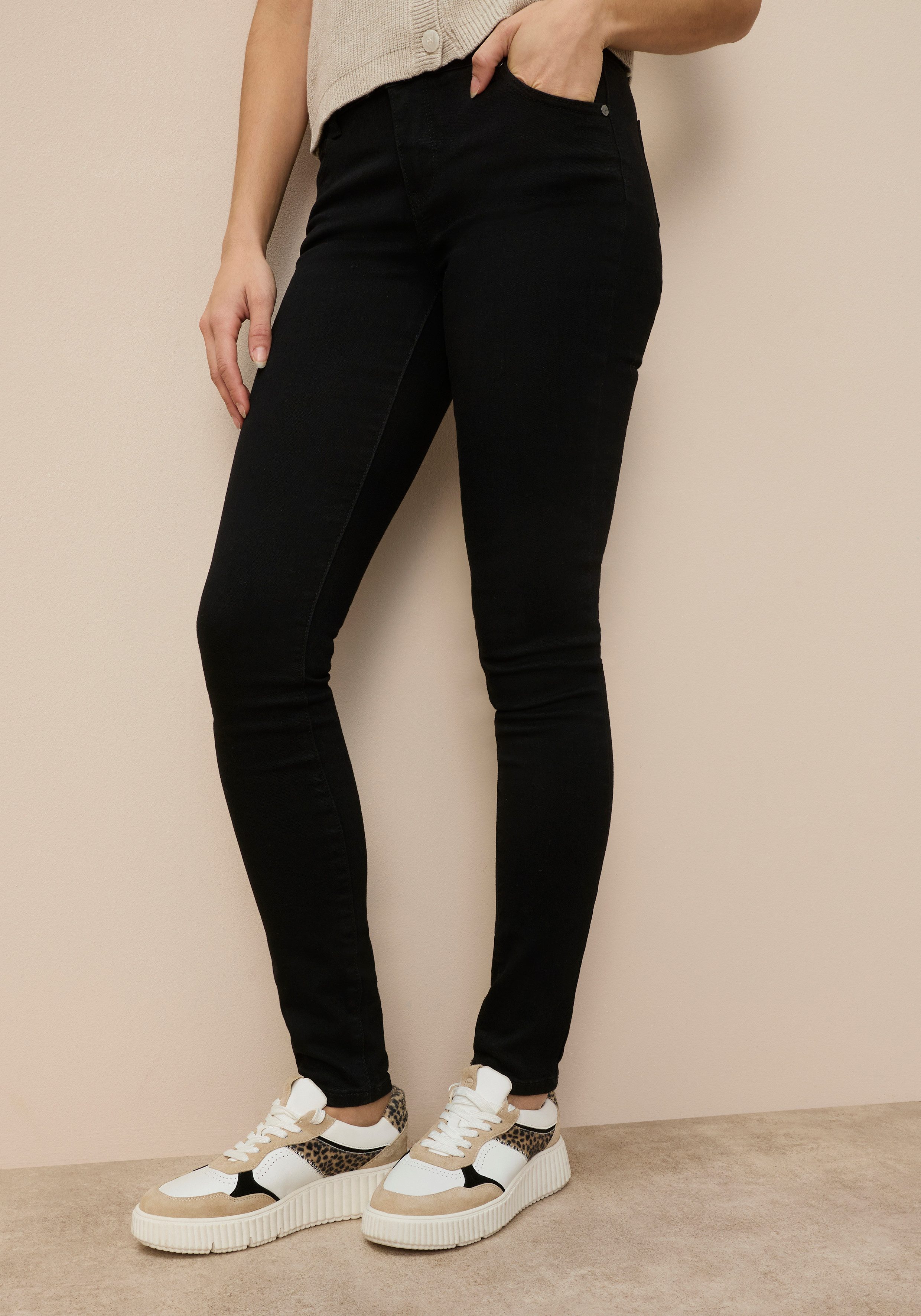 Tamaris Skinny-fit-Jeans schmale Beinweite, mit Gürtelschlaufenbund, mit Metallreißverschluss
