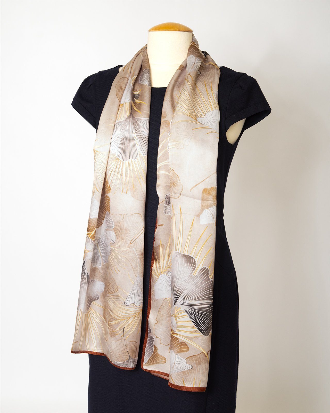MayTree Seidenschal Gingko ocker, 55 x günstig online kaufen