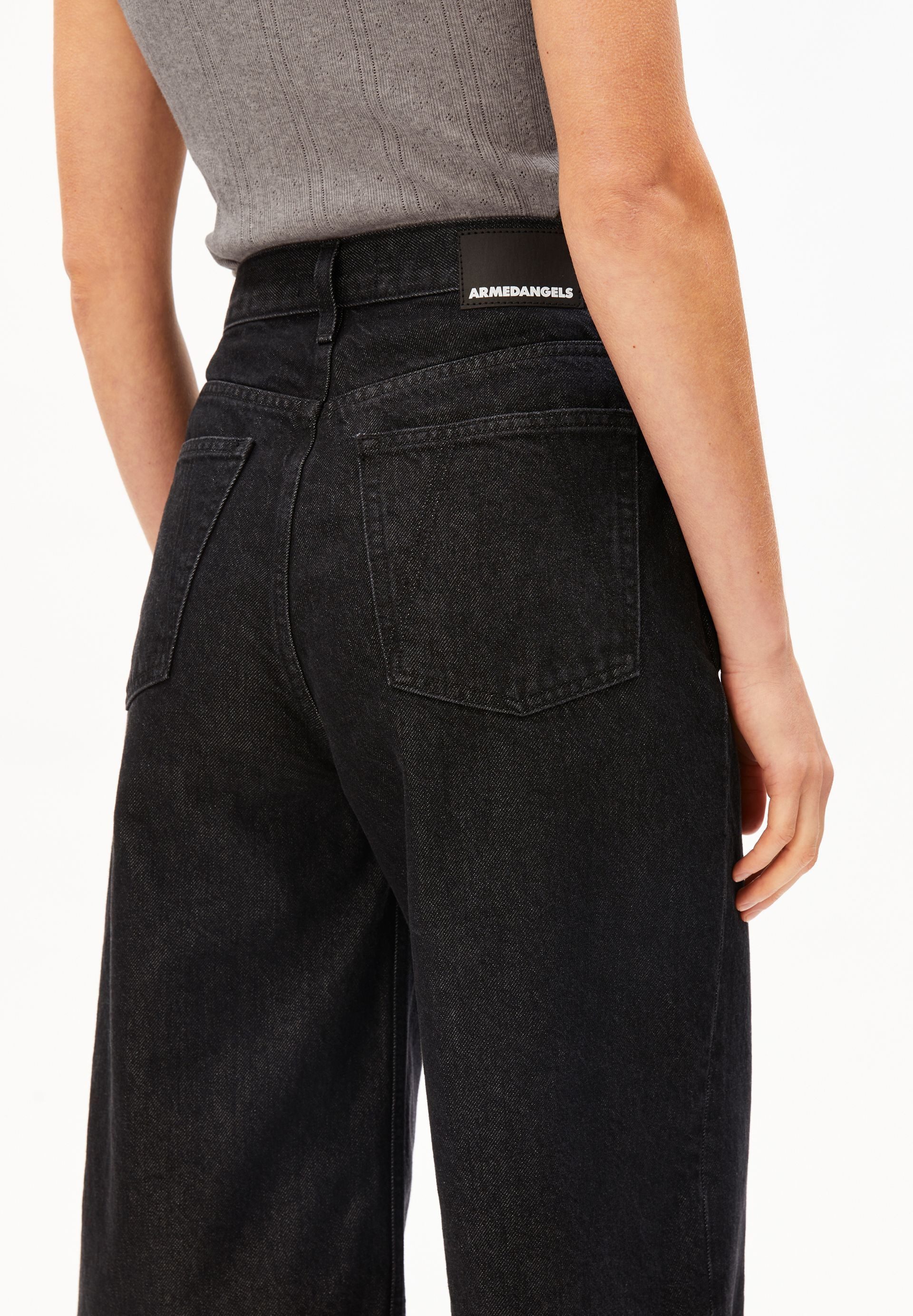 Armedangels Shorts CITY DENIM Jeans-Shorts aus Baumwoll-Lyocell-Mix (Loose Fit)
