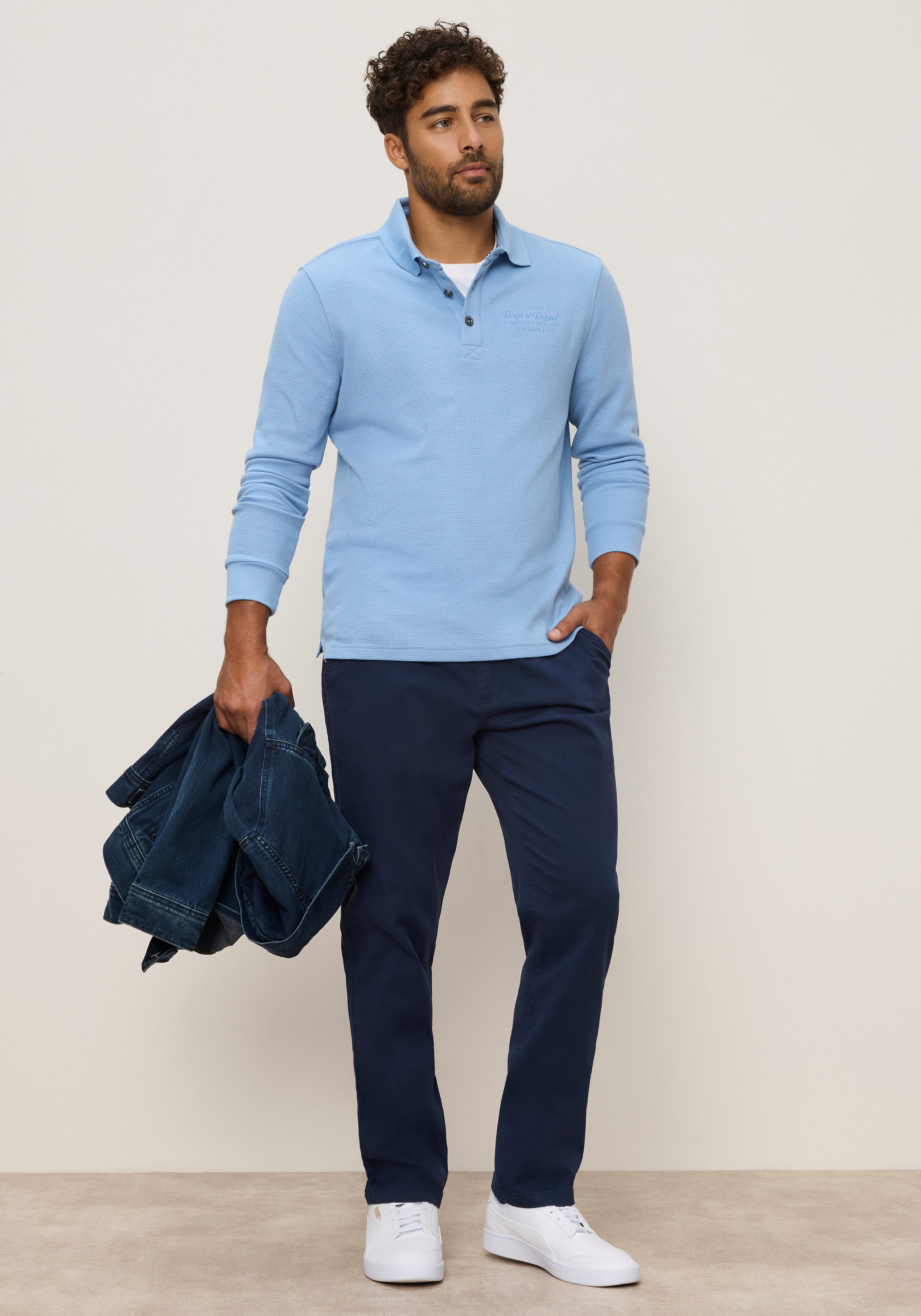Zum Outfit 10