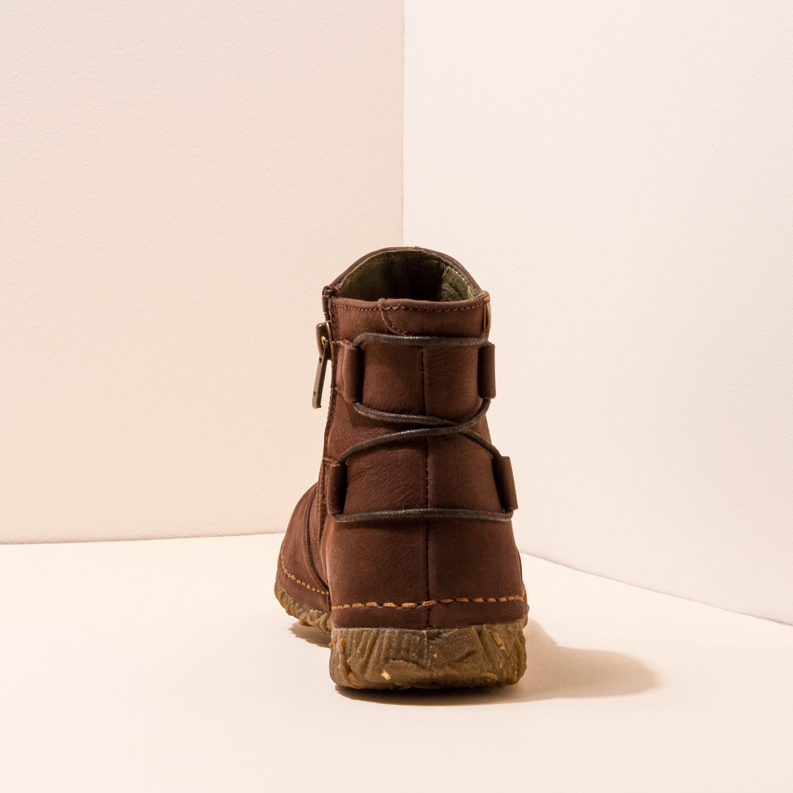 El Naturalista Ankleboots