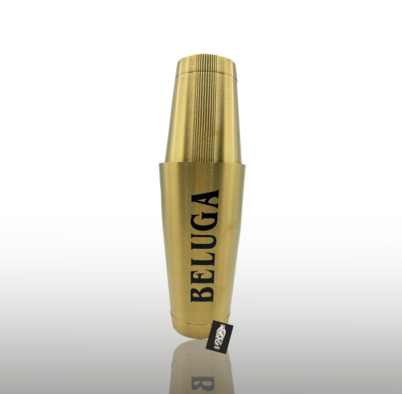 Beluga Shaker Beluga Vodka Shaker zweiteilig aus Metall - Cocktailshaker in Gold