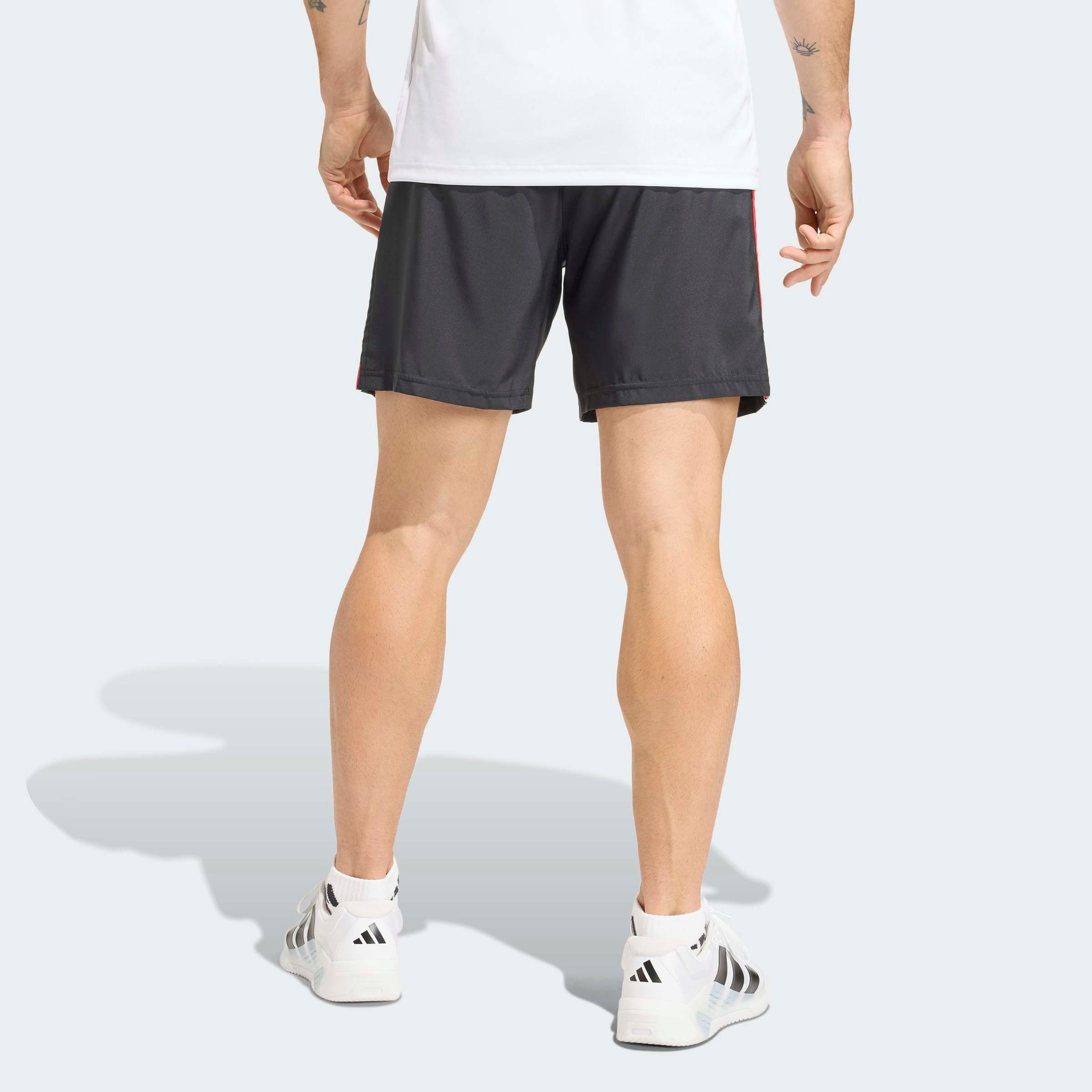 adidas Performance Shorts WORKOUT ESSENTIALS BASE 3-STREIFEN, GEWEBT günstig online kaufen