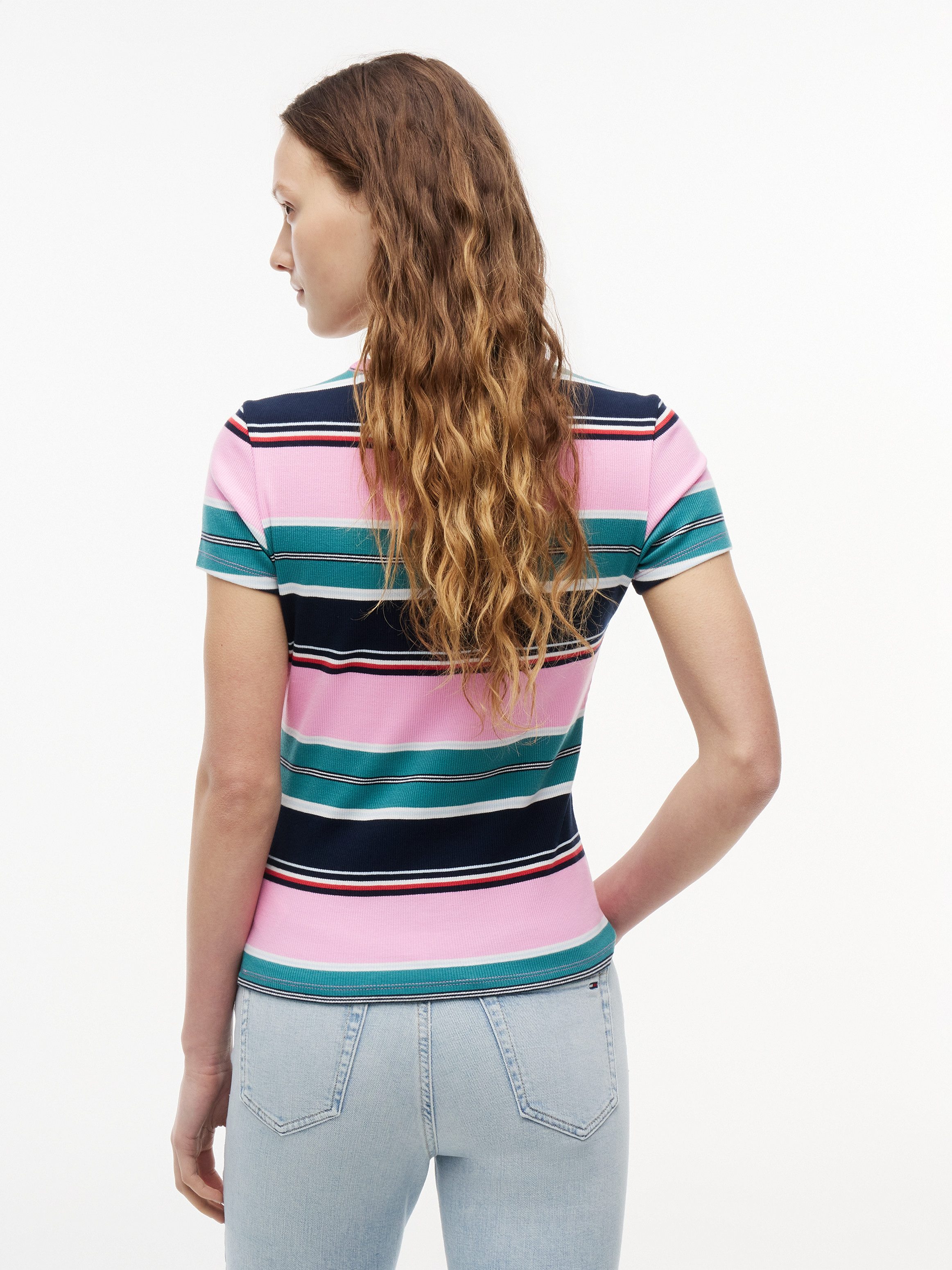 Tommy Jeans Kurzarmshirt TJW SLIM ESSENTIAL RIB SS EXT mit gerippter Struktur