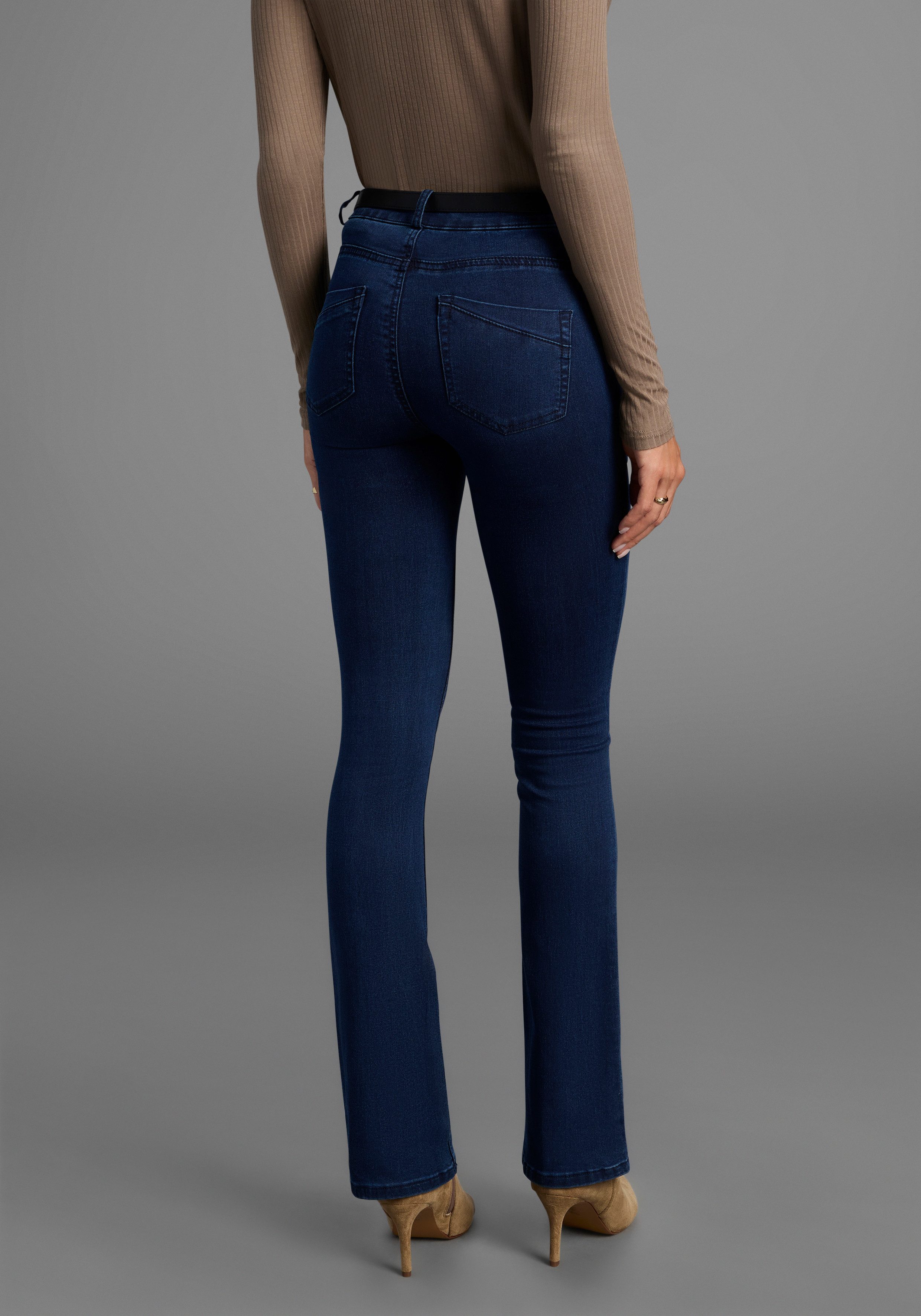 Arizona Bootcut-Jeans Ultra Stretch ausgestellte Beinform, Used-Waschung, h günstig online kaufen