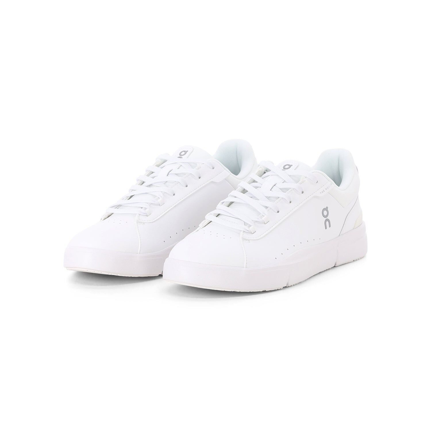 ON RUNNING The Roger Advantage Sneaker