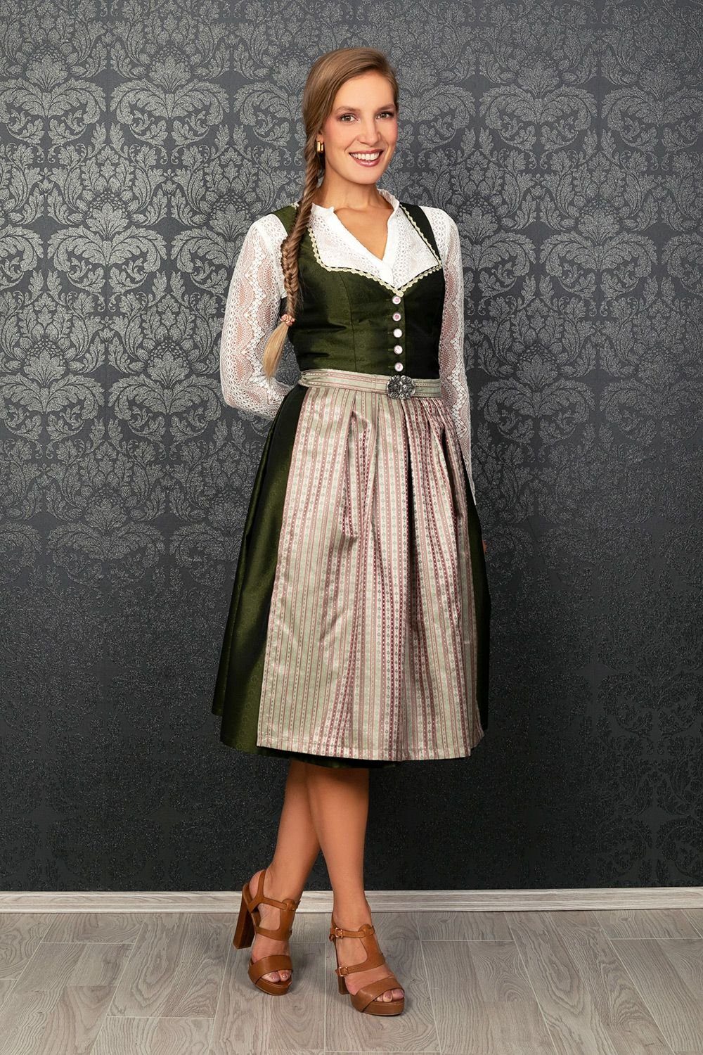 Edelnice Dirndl günstig online kaufen