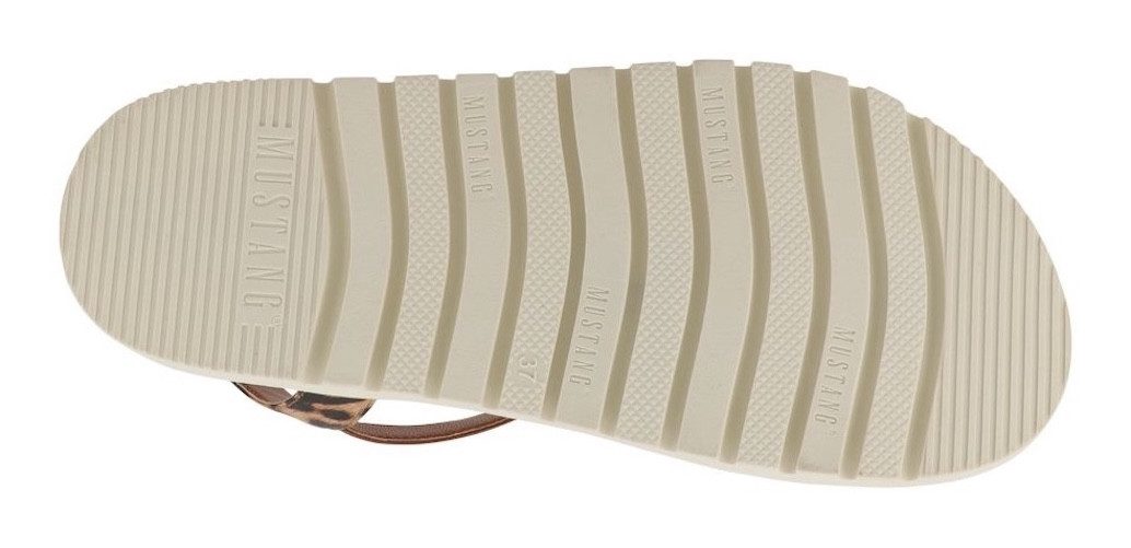 Mustang Shoes Malina Sandale Plateausandalette, Sommerschuh, Urlaubsschuh in Leo-Optik