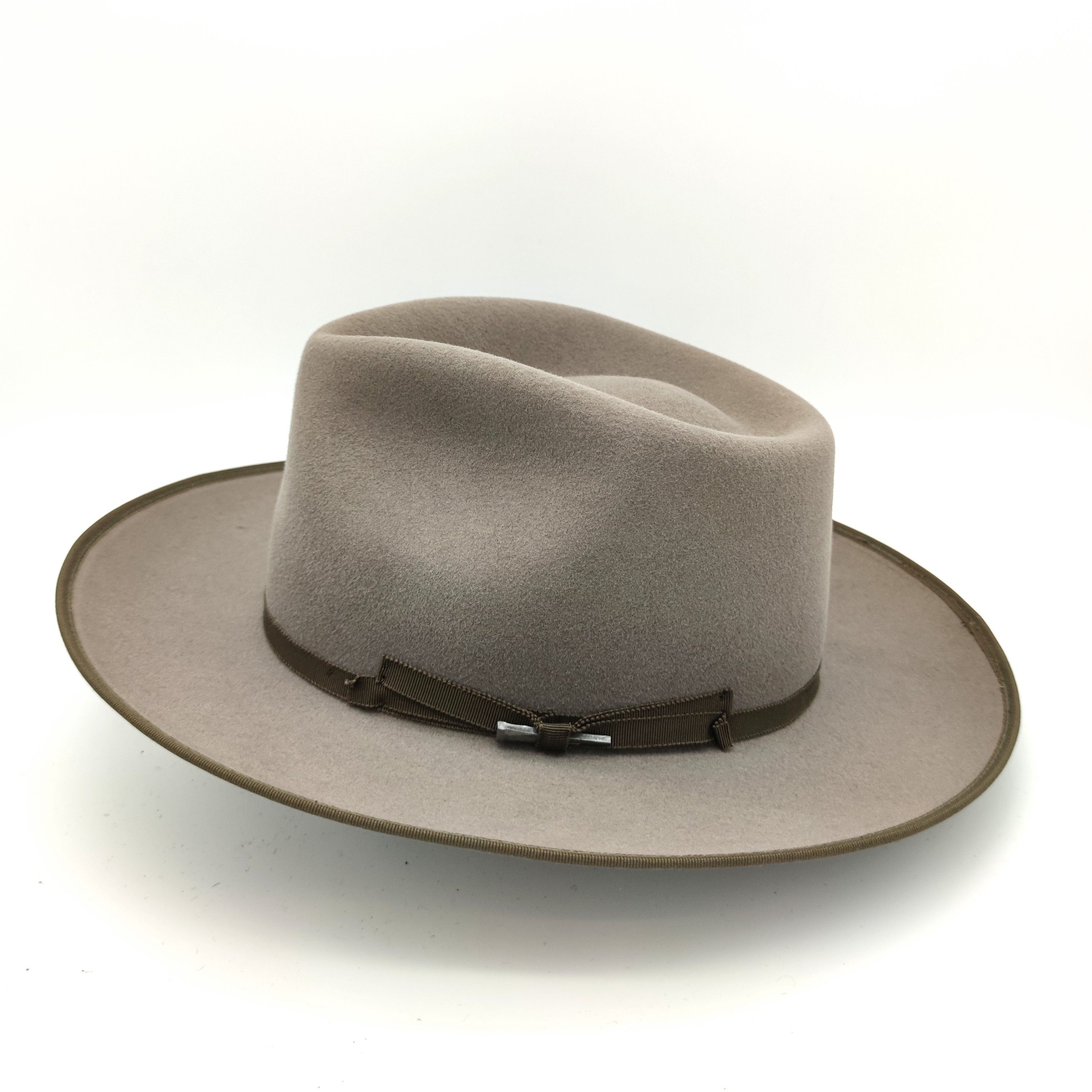 Bailey Filzhut Colver Bailey grey