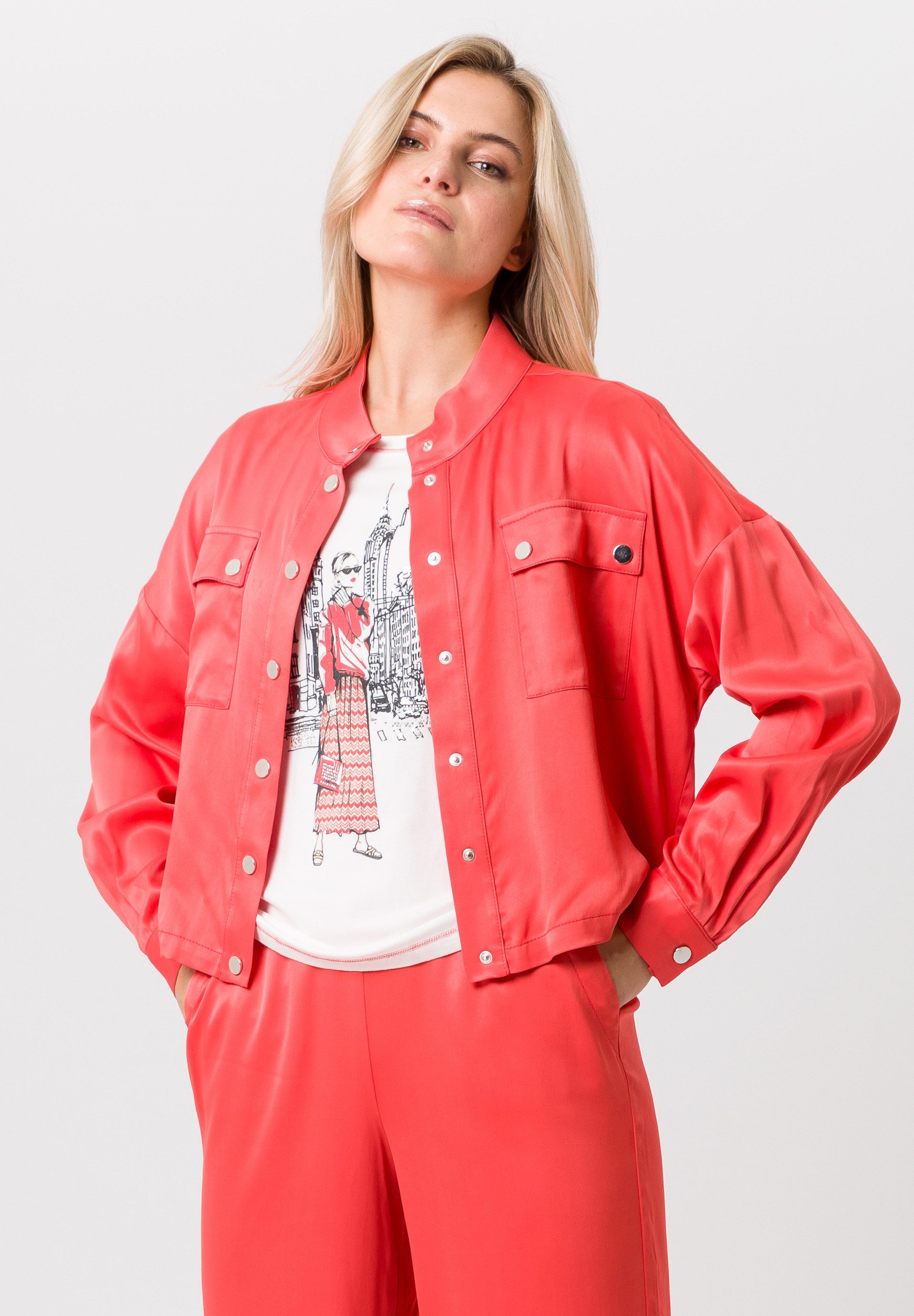 Jackenblazer mit elastischem Saum