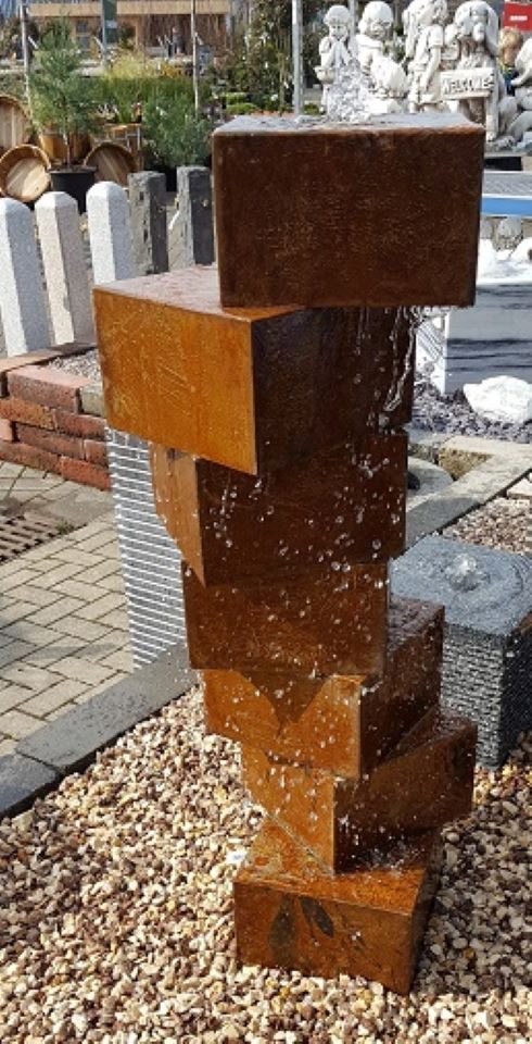 Jürgen Bocker - Gartenambiente Gartenbrunnen Würfeltreppe Cortenstahl Roststahl Säulenbrunnen Gartenbrunnen