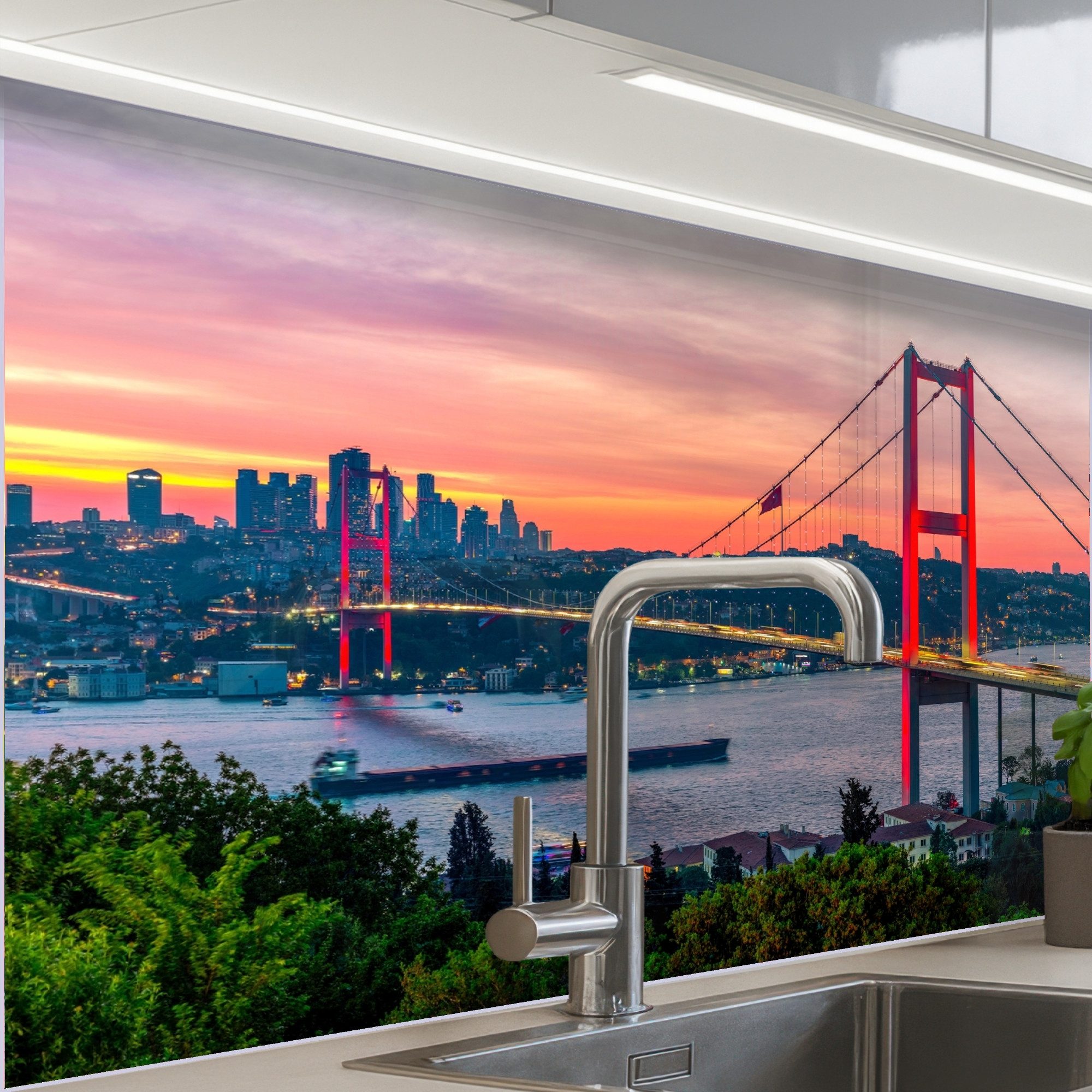 KitchenYeah Küchenrückwand Muster selbstklebend (keine Folie) Brücke - Rot - Skyline - Wasser, (1-tlg), Spritzschutz, Küche, Rückwand, Küchenwand, Küchenfront, 30x20 cm