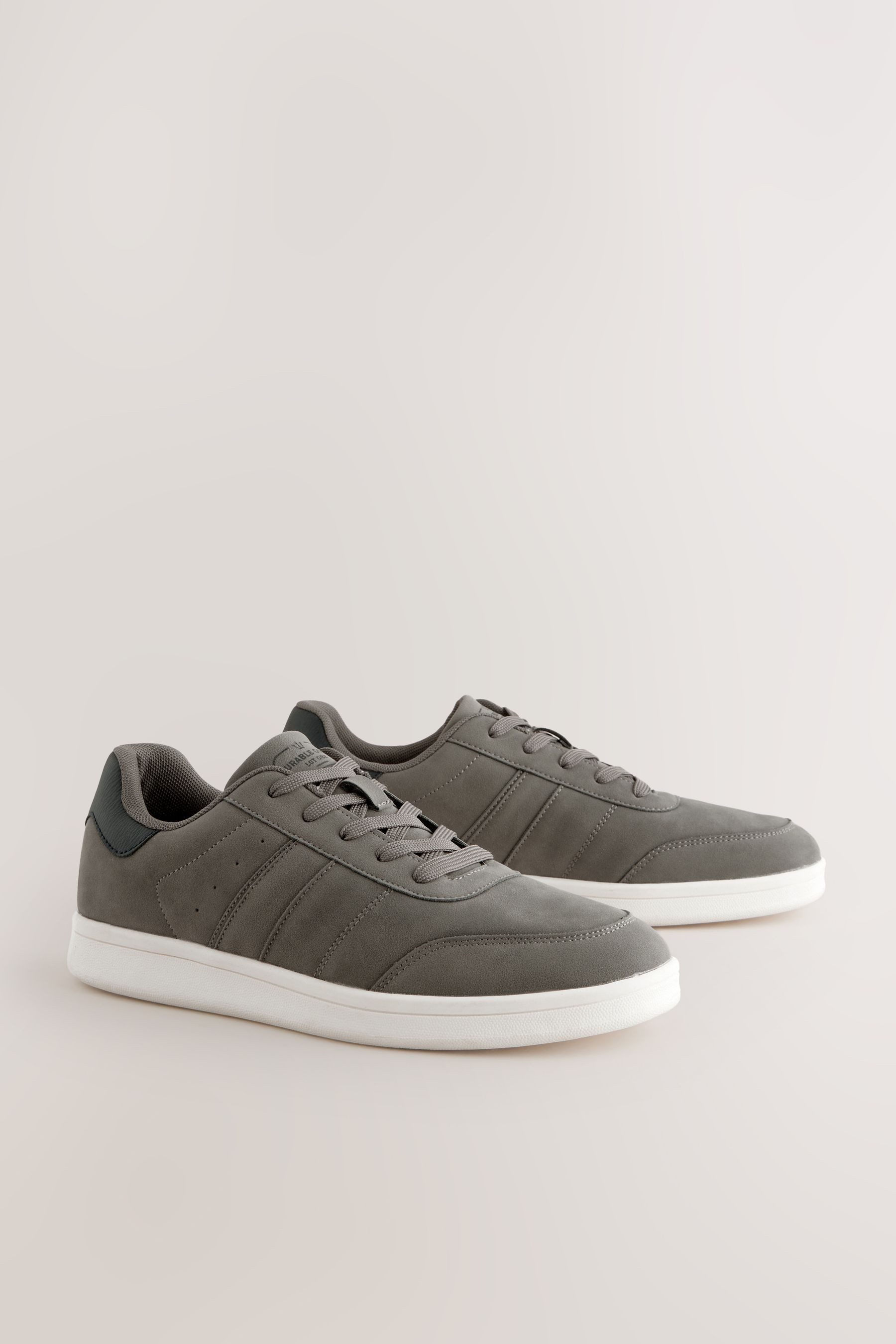 Next Sneaker aus Veloursleder Sneaker (1-tlg) günstig online kaufen