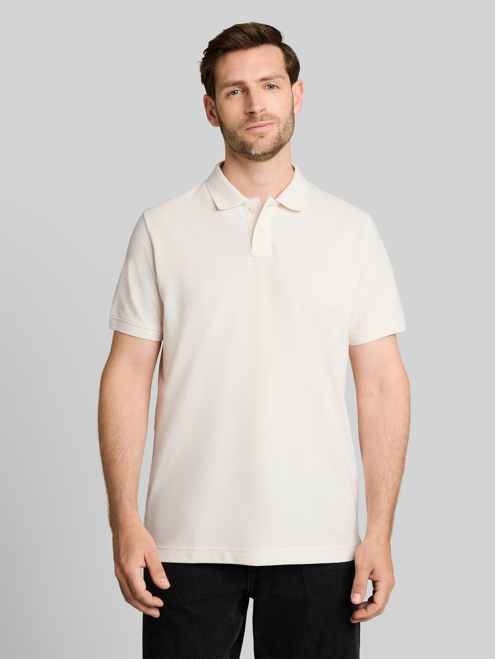 TOM TAILOR Poloshirt Poloshirts (im Einserpack) Piqué Poloshirt mit Logo-Stickerei
