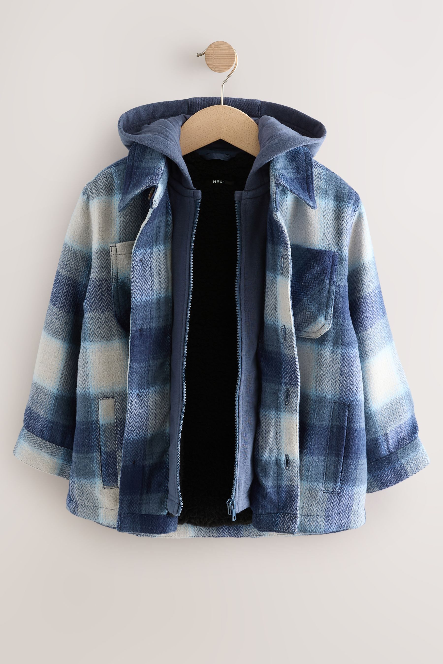 Next Hemdjacke Karierte Hemdjacke mit Kapuze und Borgfutter (1-St)