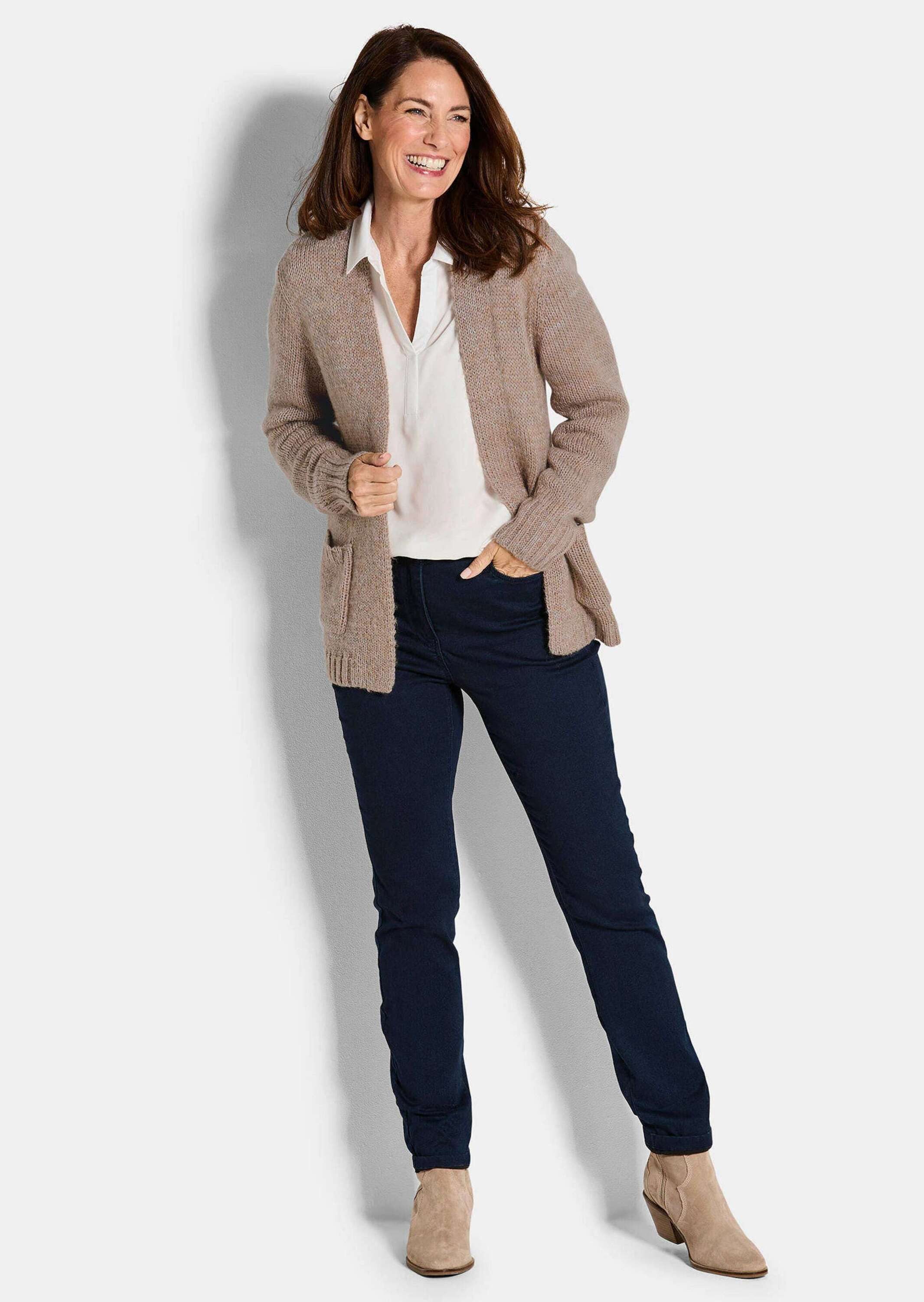 GOLDNER Strickjacke Kurzgröße: Langarm Melange-Cardigan, flauschig Weiche Jacke mit Taschen, verschlusslos, hüftlang, Feinstrick