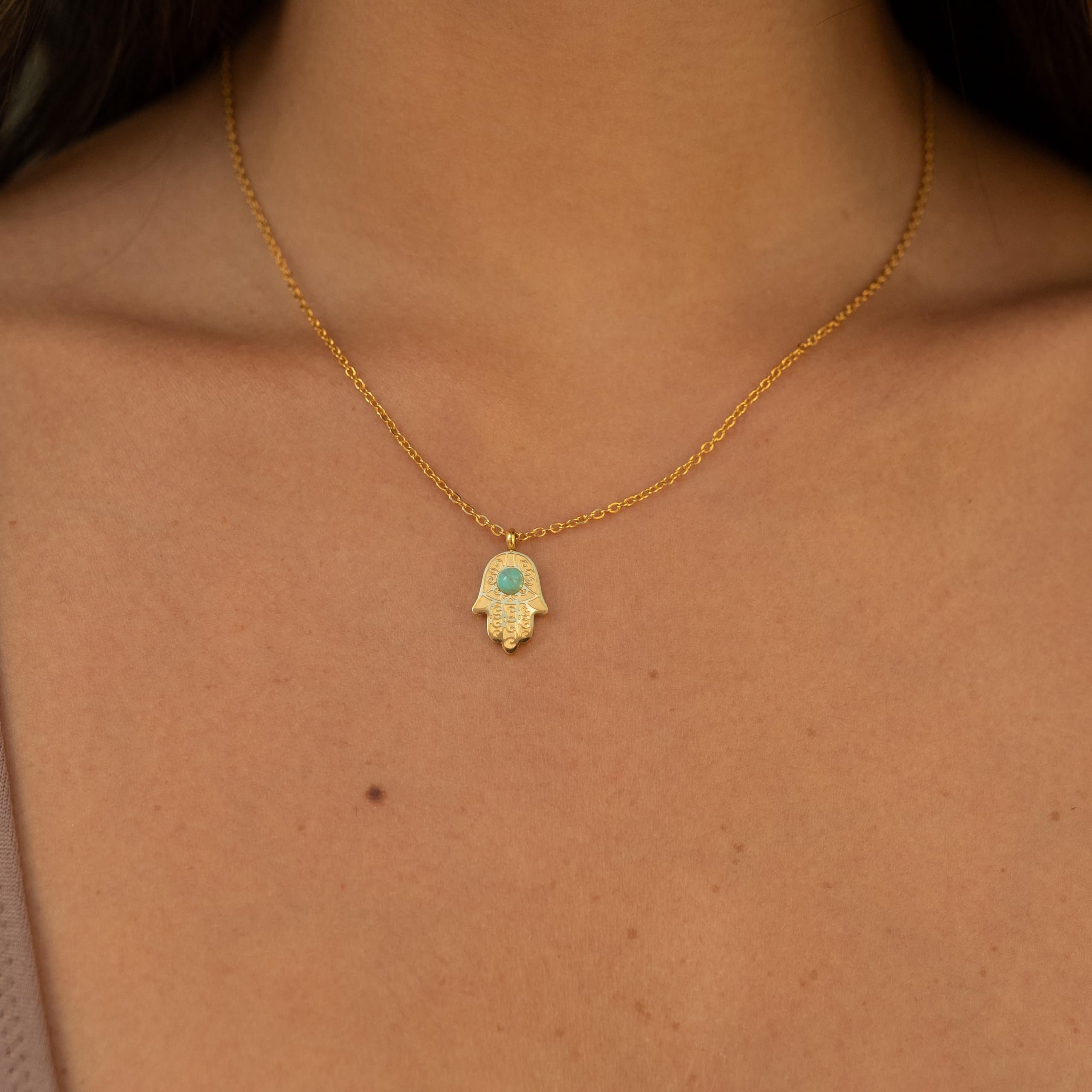 Made by Nami Kette mit Anhänger Vergoldete Halskette mit Hand der Fatima An günstig online kaufen