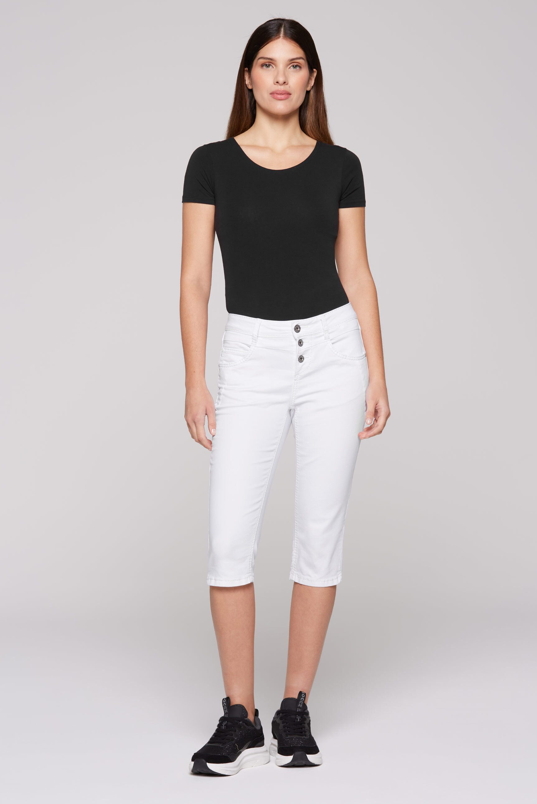 SOCCX Jeansshorts mit Ziernähten